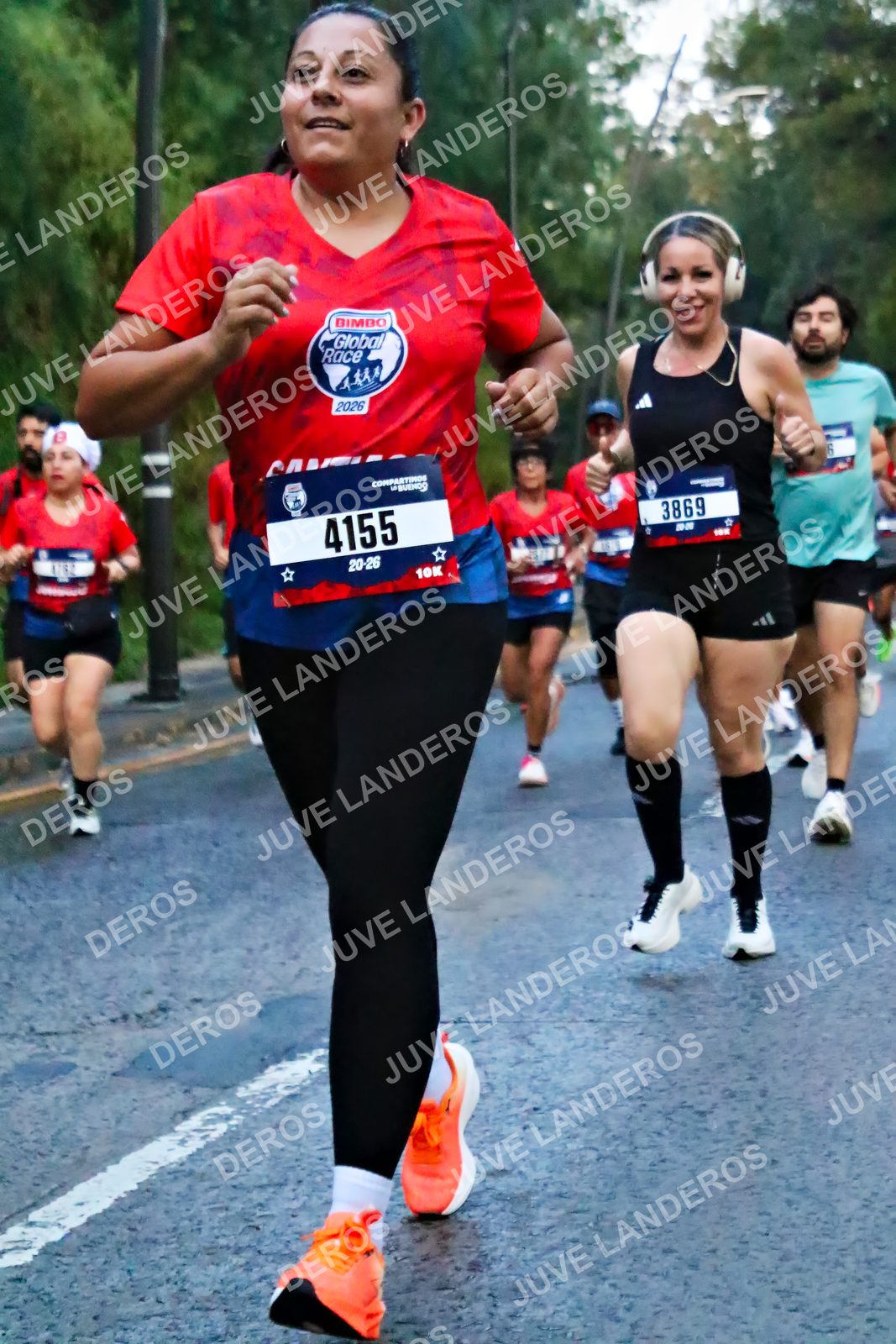 Foto de la CARRERA BIMBO GLOBAL RACE GUADALAJARA en Centro Comercial Andares, Blvd. Puerta de Hierro 4965, Zapopan a las 06:41 · dorsal 4155, 3869