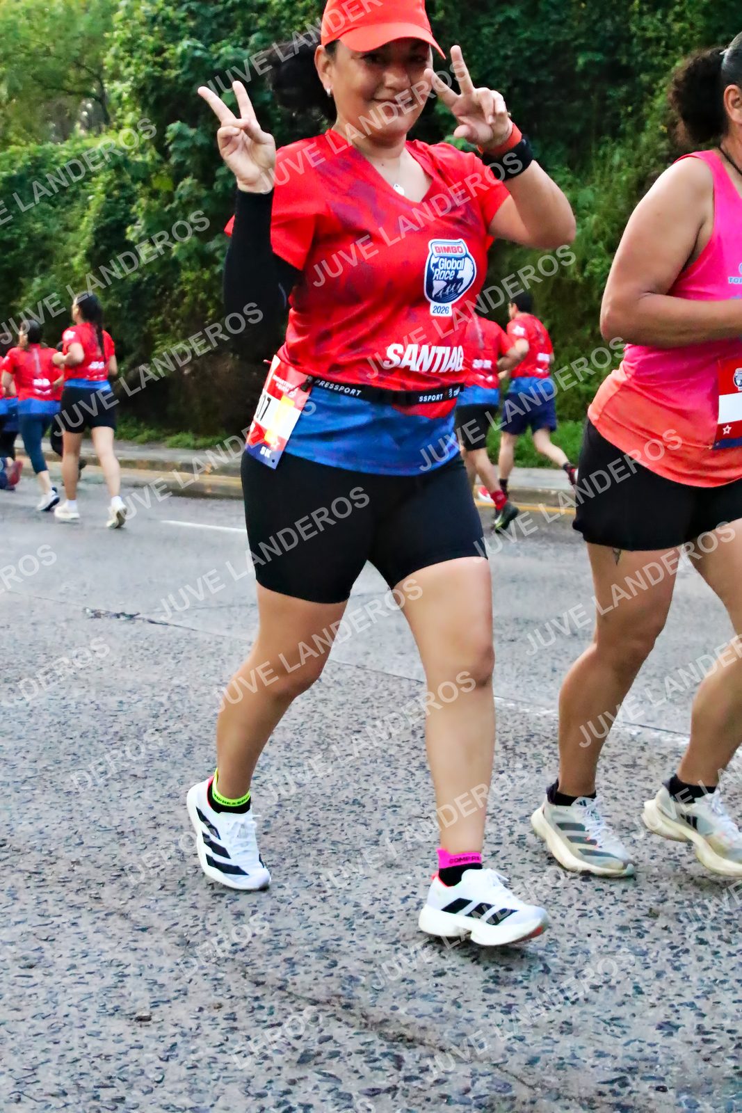 Foto de la CARRERA BIMBO GLOBAL RACE GUADALAJARA en Centro Comercial Andares, Blvd. Puerta de Hierro 4965, Zapopan a las 06:56