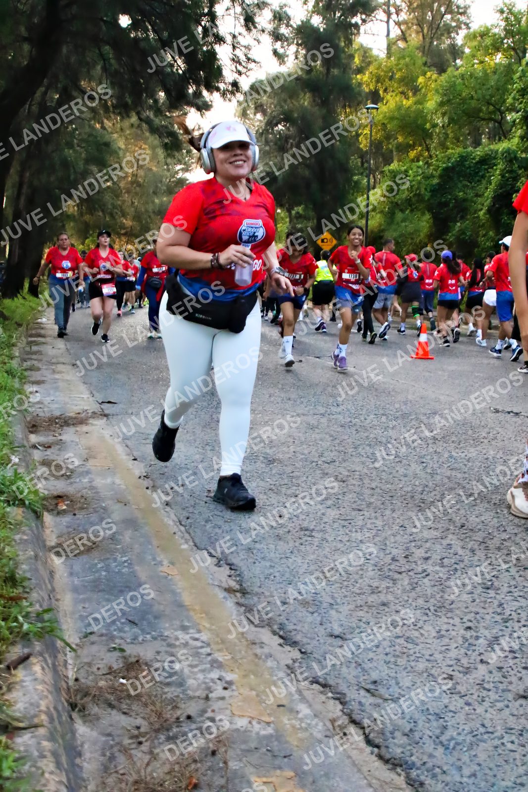 Foto de la CARRERA BIMBO GLOBAL RACE GUADALAJARA en Centro Comercial Andares, Blvd. Puerta de Hierro 4965, Zapopan a las 06:58