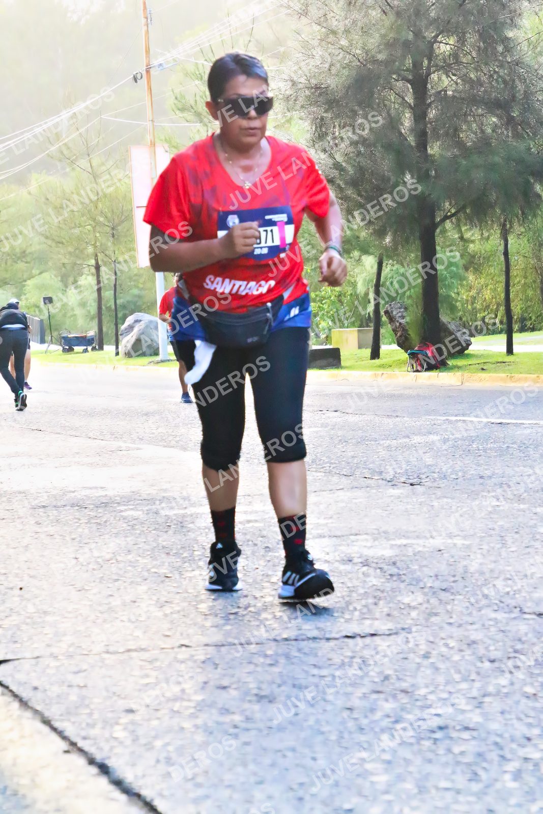 Foto de la CARRERA BIMBO GLOBAL RACE GUADALAJARA en Centro Comercial Andares, Blvd. Puerta de Hierro 4965, Zapopan a las 07:40 · dorsal 71