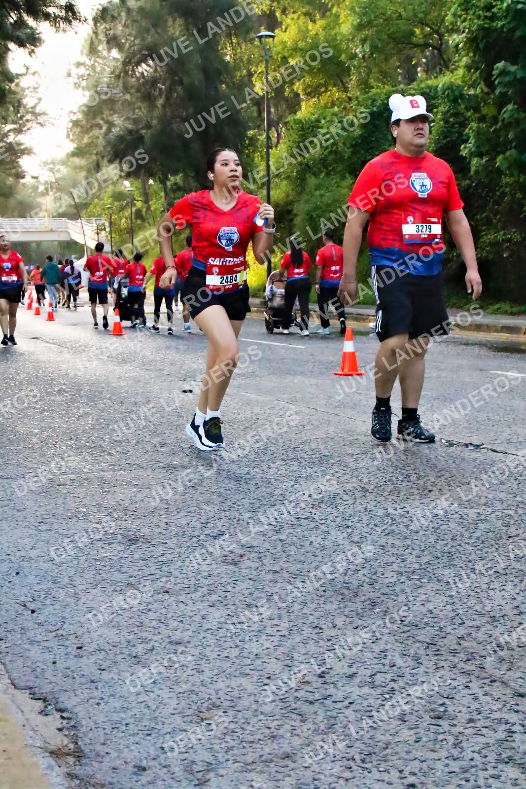 Foto de la CARRERA BIMBO GLOBAL RACE GUADALAJARA en Centro Comercial Andares, Blvd. Puerta de Hierro 4965, Zapopan a las 07:11 · dorsal 3279