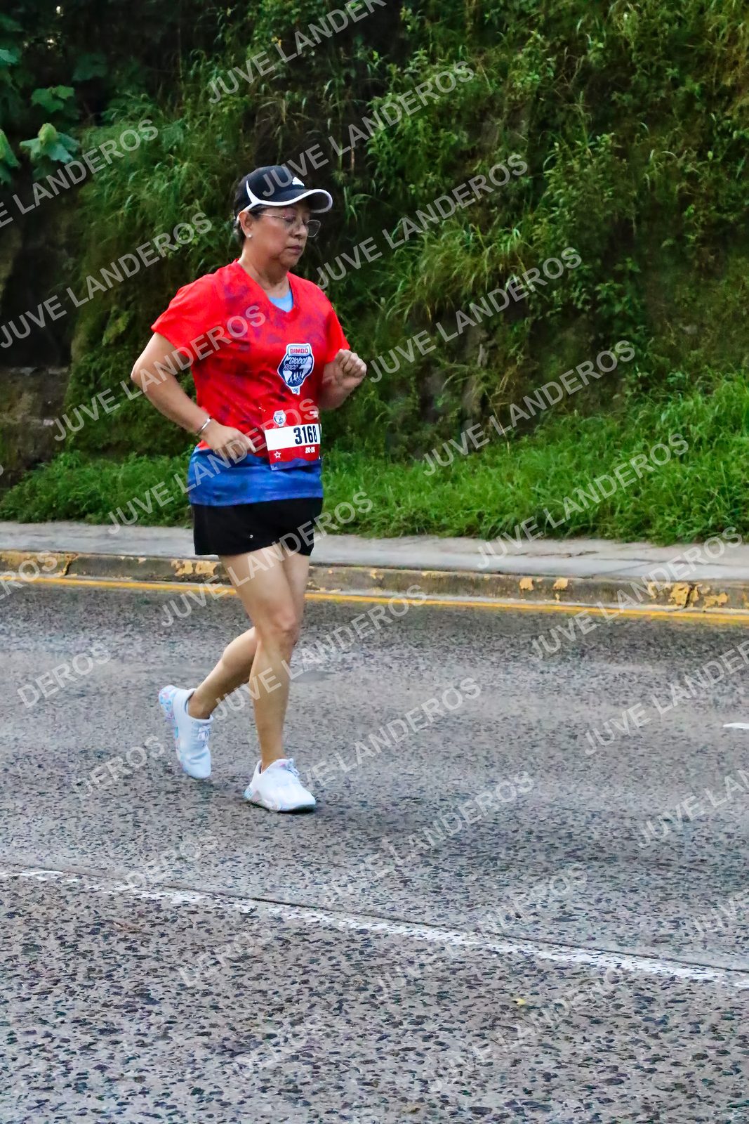 Foto de la CARRERA BIMBO GLOBAL RACE GUADALAJARA en Centro Comercial Andares, Blvd. Puerta de Hierro 4965, Zapopan a las 07:09 · dorsal 3168