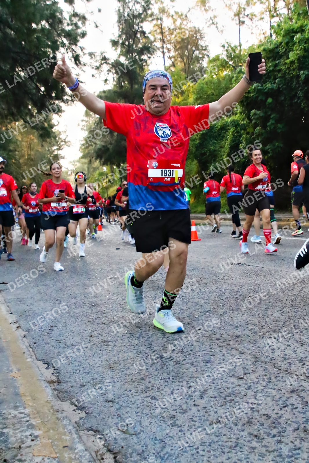 Foto de la CARRERA BIMBO GLOBAL RACE GUADALAJARA en Centro Comercial Andares, Blvd. Puerta de Hierro 4965, Zapopan a las 06:57 · dorsal 1931, 2158