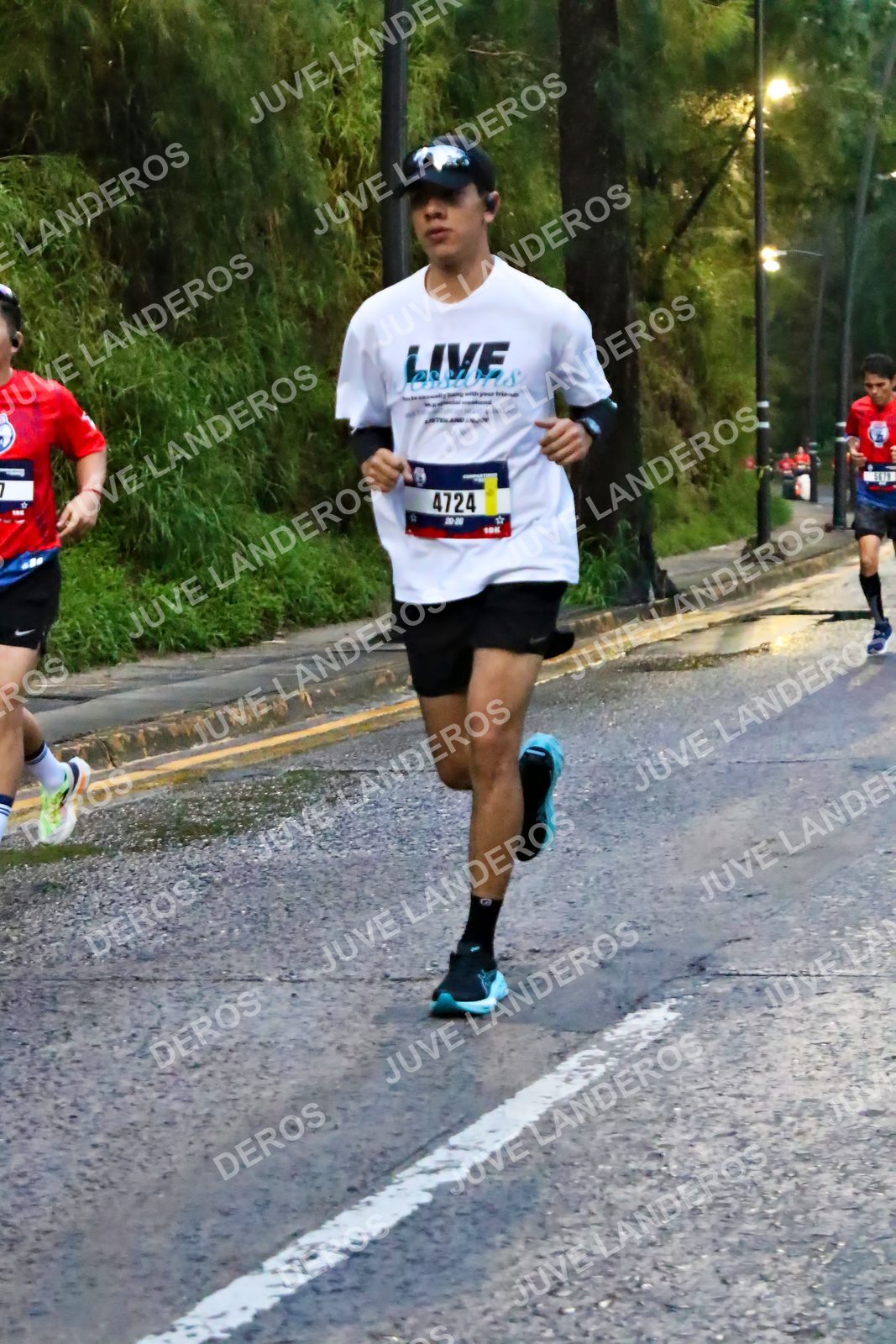 Foto de la CARRERA BIMBO GLOBAL RACE GUADALAJARA en Centro Comercial Andares, Blvd. Puerta de Hierro 4965, Zapopan a las 06:38 · dorsal 4724