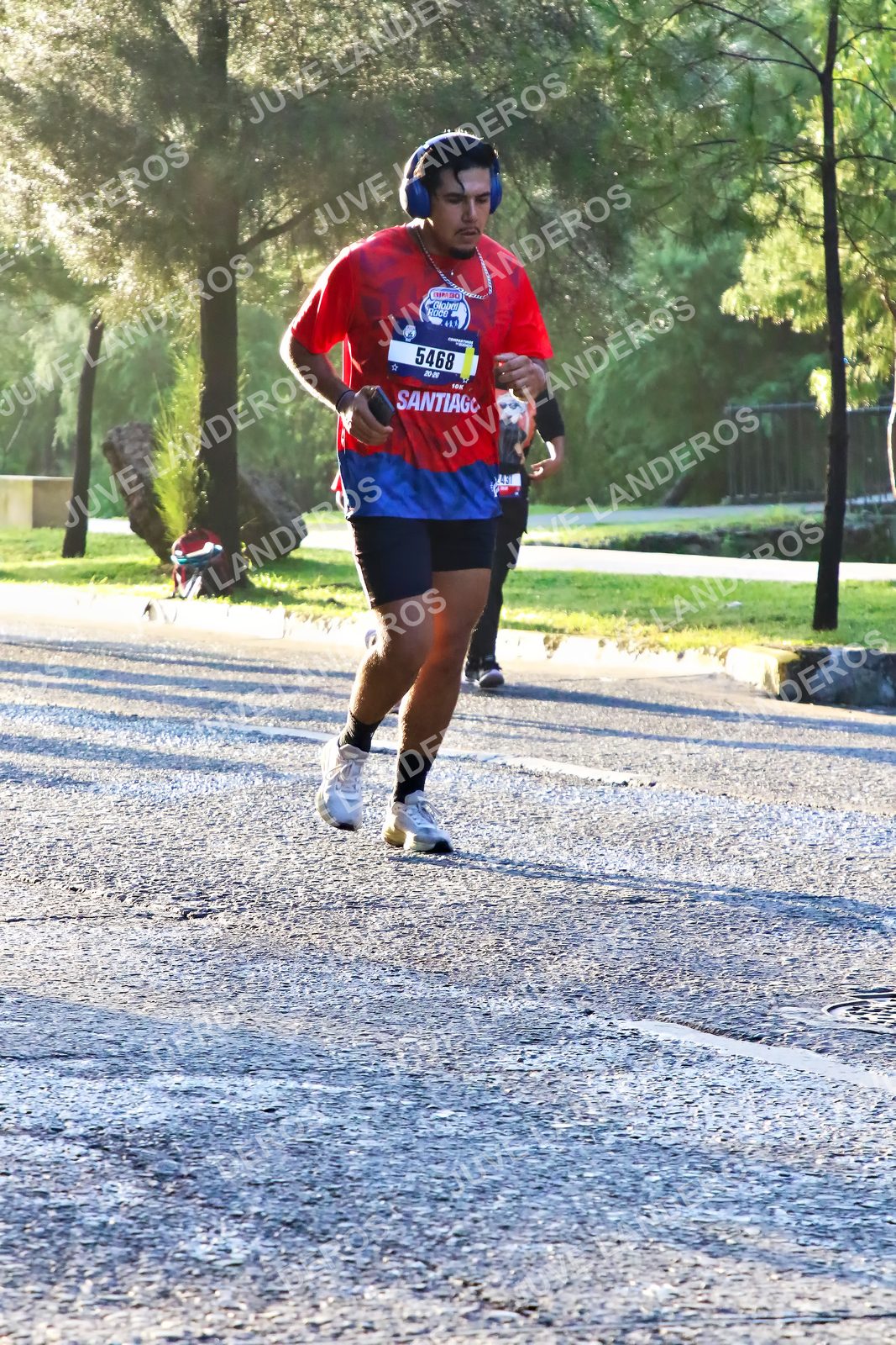 Foto de la CARRERA BIMBO GLOBAL RACE GUADALAJARA en Centro Comercial Andares, Blvd. Puerta de Hierro 4965, Zapopan a las 07:25 · dorsal 5468