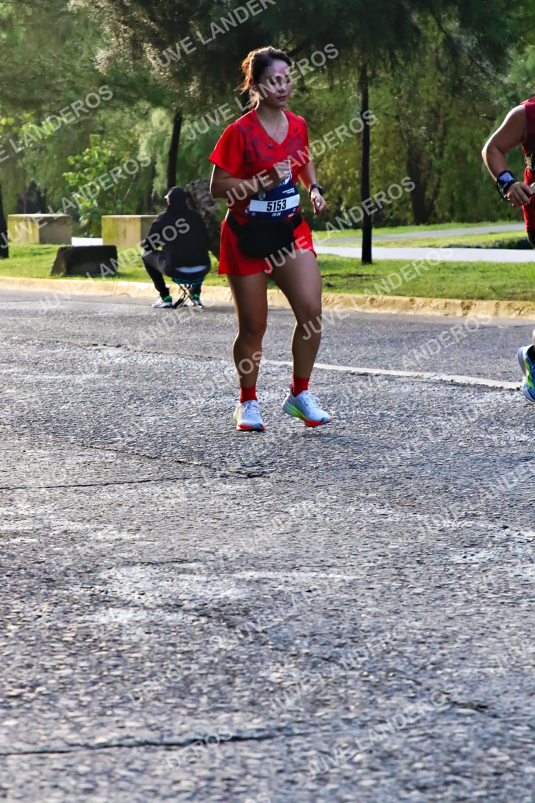 Foto de la CARRERA BIMBO GLOBAL RACE GUADALAJARA en Centro Comercial Andares, Blvd. Puerta de Hierro 4965, Zapopan a las 07:34 · dorsal 5153