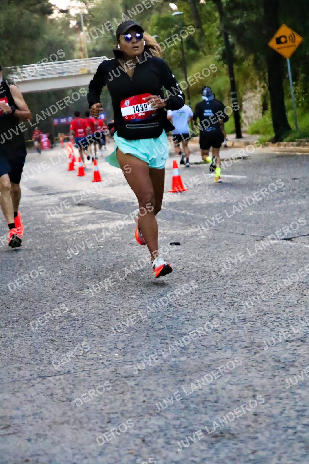 Foto de la CARRERA BIMBO GLOBAL RACE GUADALAJARA en Centro Comercial Andares, Blvd. Puerta de Hierro 4965, Zapopan a las 04:55 · dorsal 1439