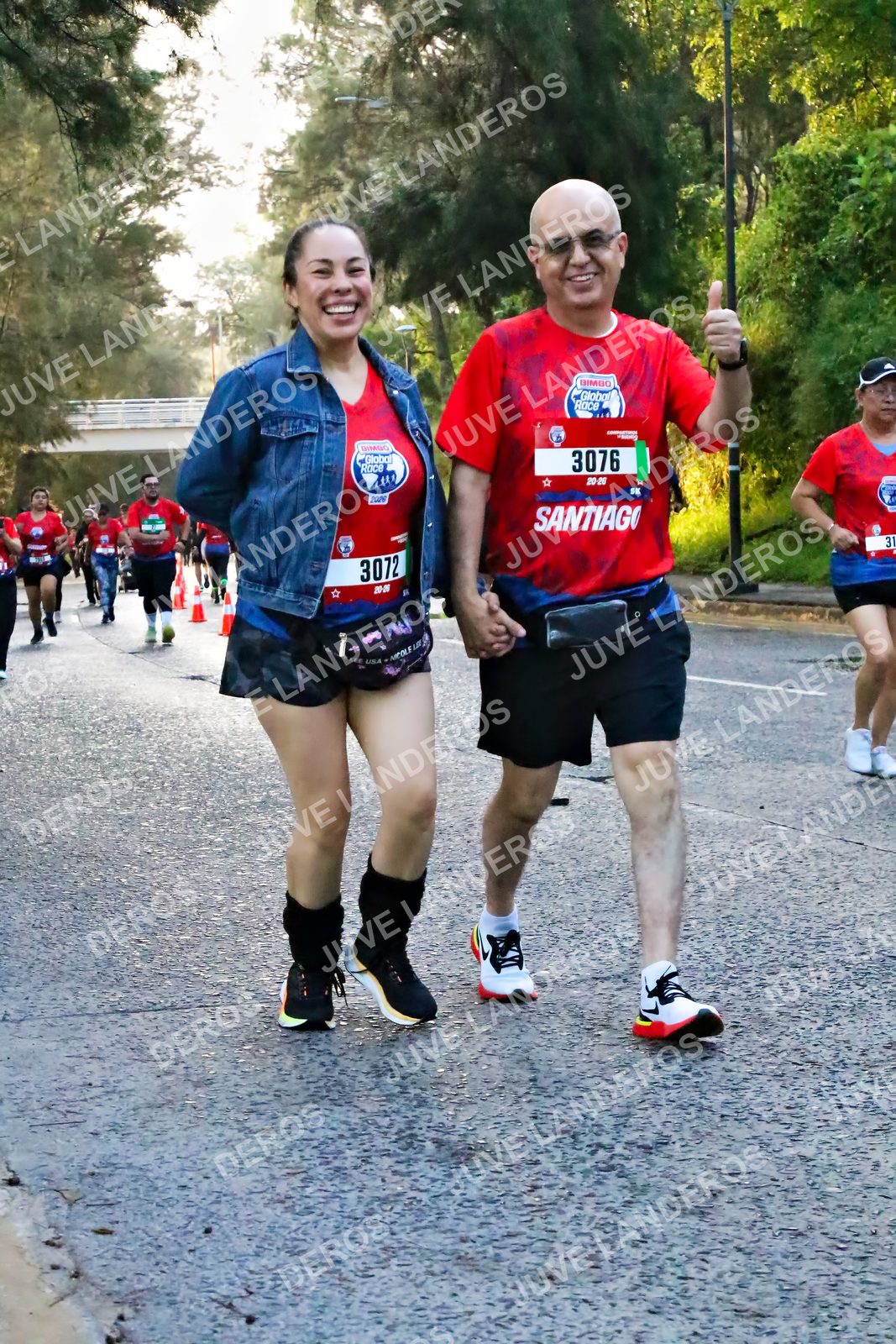 Foto de la CARRERA BIMBO GLOBAL RACE GUADALAJARA en Centro Comercial Andares, Blvd. Puerta de Hierro 4965, Zapopan a las 07:09 · dorsal 3076, 3072, 31