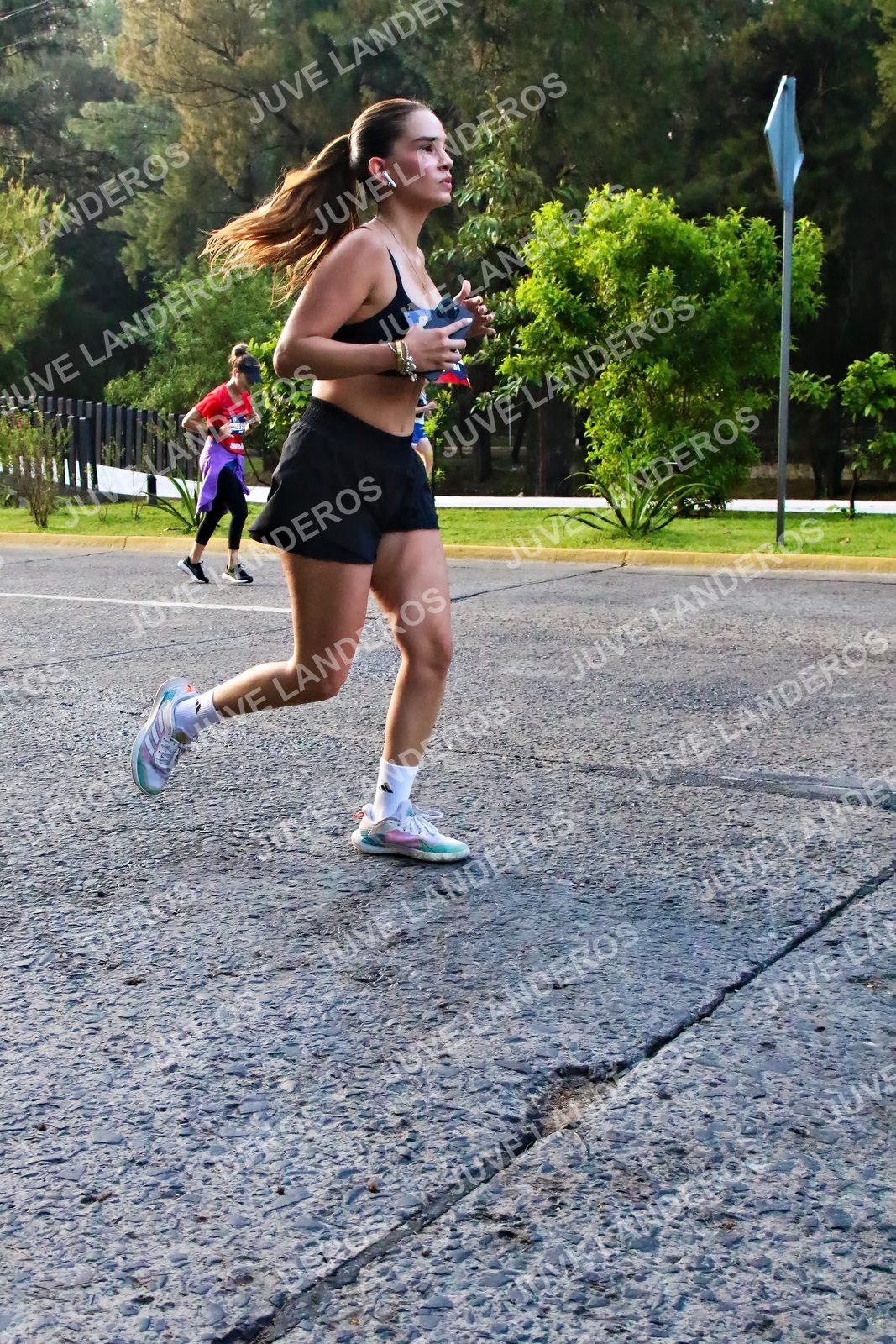 Foto de la CARRERA BIMBO GLOBAL RACE GUADALAJARA en Centro Comercial Andares, Blvd. Puerta de Hierro 4965, Zapopan a las 07:34