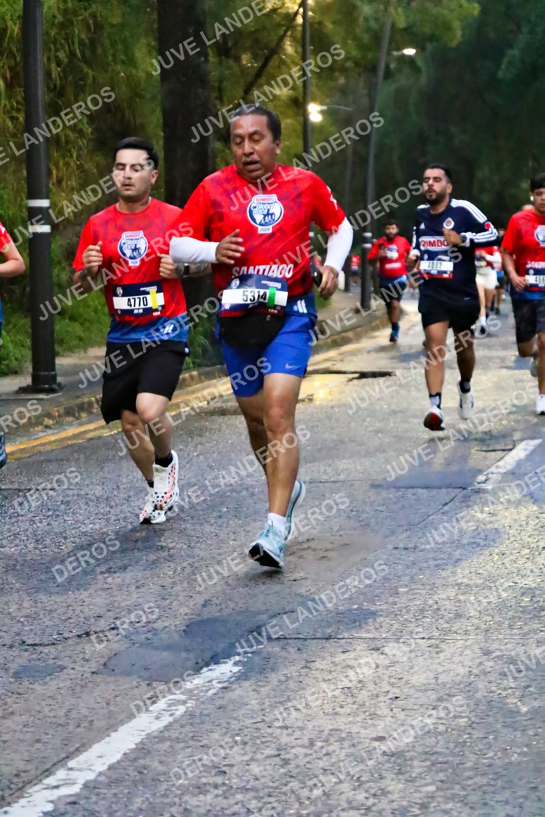 Foto de la CARRERA BIMBO GLOBAL RACE GUADALAJARA en Centro Comercial Andares, Blvd. Puerta de Hierro 4965, Zapopan a las 06:39 · dorsal 5314, 4770, 4092