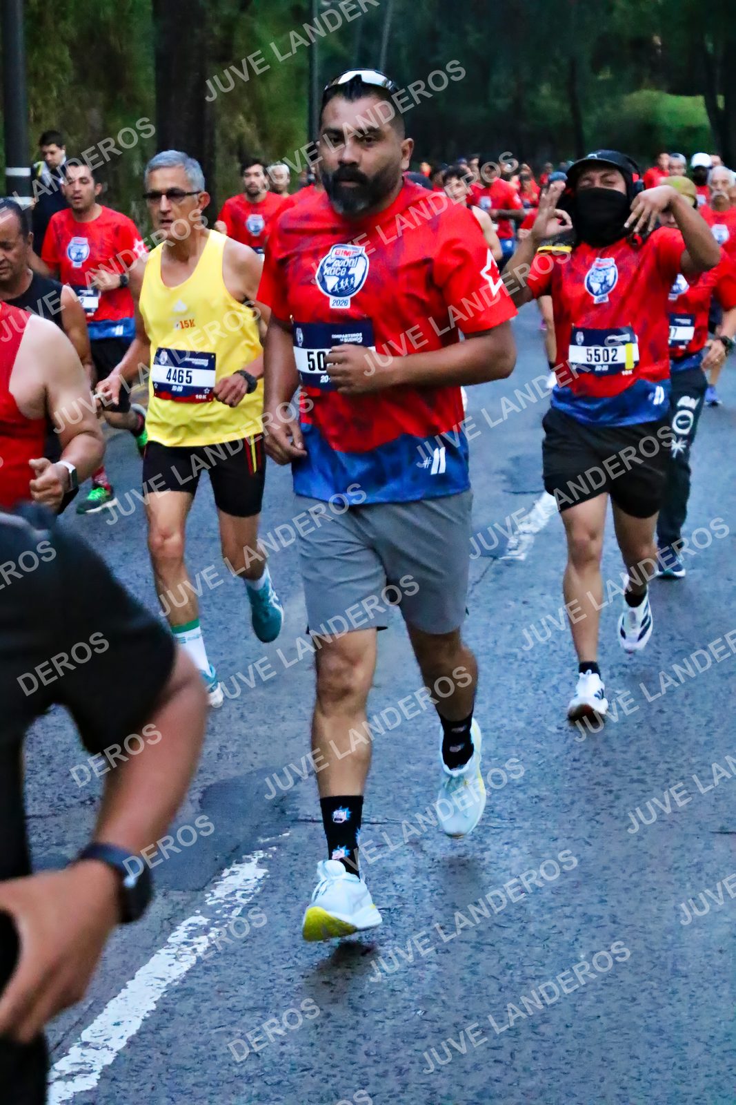 Foto de la CARRERA BIMBO GLOBAL RACE GUADALAJARA en Centro Comercial Andares, Blvd. Puerta de Hierro 4965, Zapopan a las 06:40 · dorsal 5502, 4465, 20
