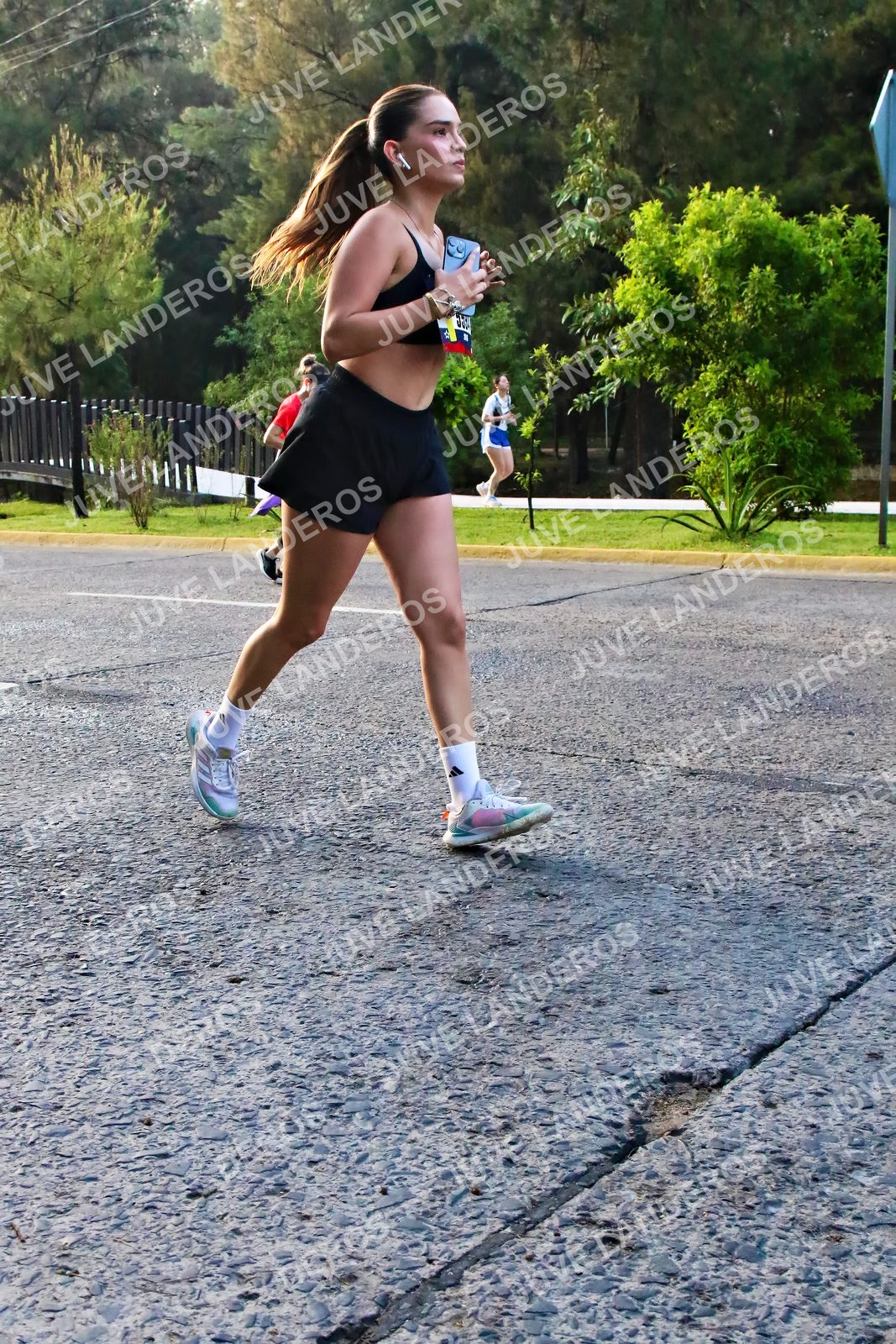 Foto de la CARRERA BIMBO GLOBAL RACE GUADALAJARA en Centro Comercial Andares, Blvd. Puerta de Hierro 4965, Zapopan a las 07:34