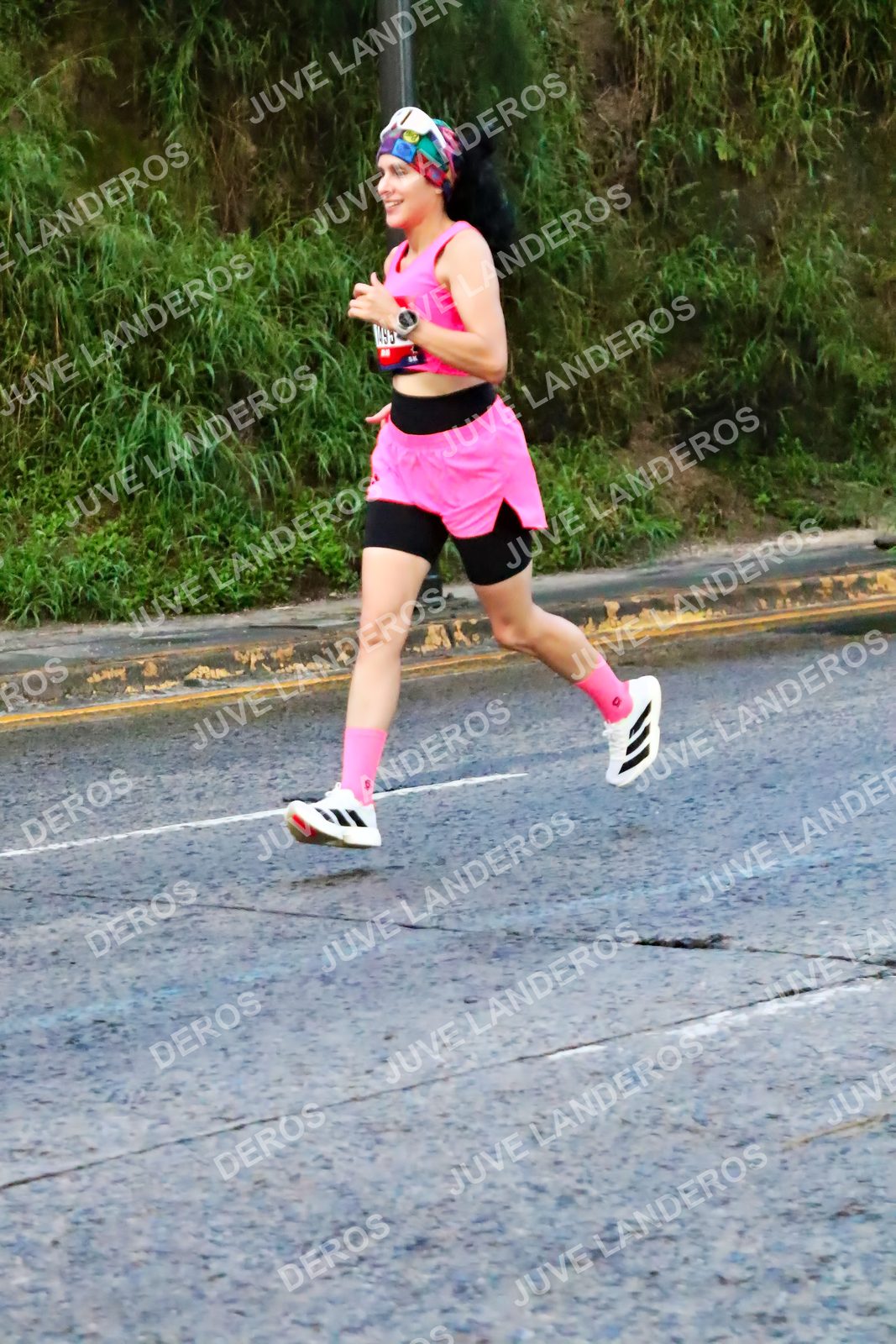 Foto de la CARRERA BIMBO GLOBAL RACE GUADALAJARA en Centro Comercial Andares, Blvd. Puerta de Hierro 4965, Zapopan a las 04:55 · dorsal 495