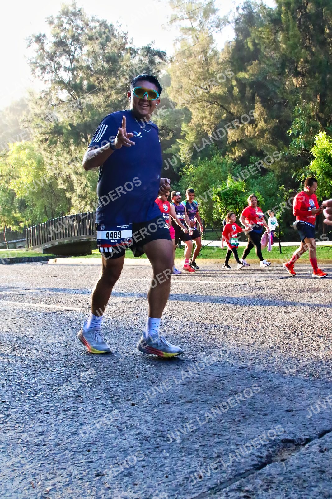Foto de la CARRERA BIMBO GLOBAL RACE GUADALAJARA en Centro Comercial Andares, Blvd. Puerta de Hierro 4965, Zapopan a las 07:25 · dorsal 4469