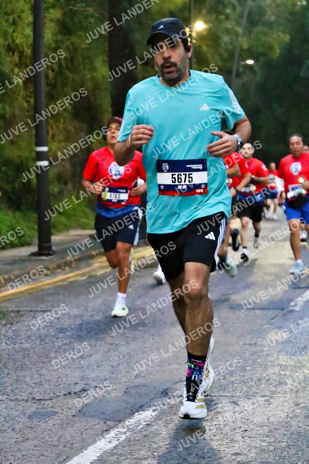 Foto de la CARRERA BIMBO GLOBAL RACE GUADALAJARA en Centro Comercial Andares, Blvd. Puerta de Hierro 4965, Zapopan a las 06:39 · dorsal 5675, 4763