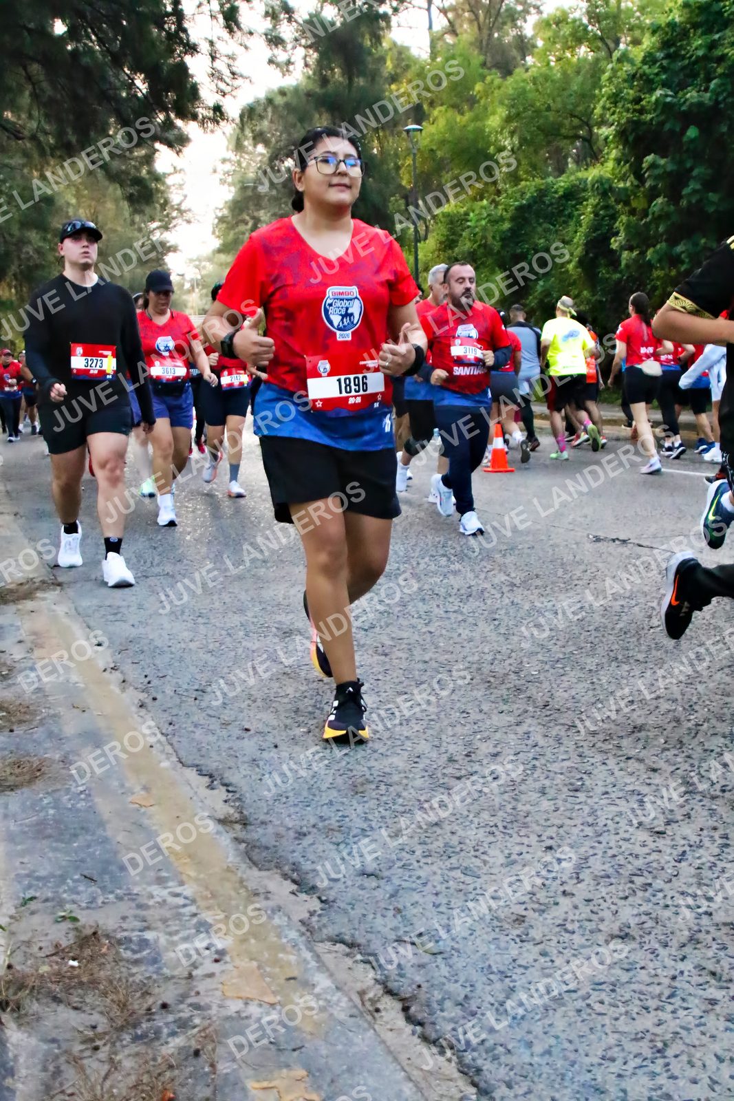 Foto de la CARRERA BIMBO GLOBAL RACE GUADALAJARA en Centro Comercial Andares, Blvd. Puerta de Hierro 4965, Zapopan a las 07:00 · dorsal 1896, 3273, 3613, 3119