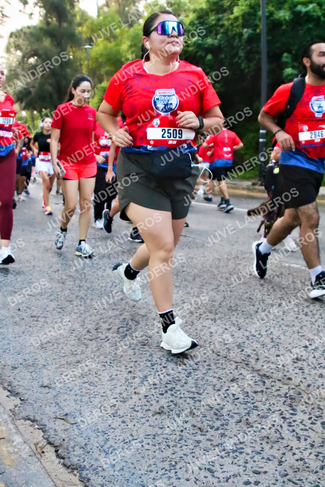 Foto de la CARRERA BIMBO GLOBAL RACE GUADALAJARA en Centro Comercial Andares, Blvd. Puerta de Hierro 4965, Zapopan a las 07:00 · dorsal 2509, 2946