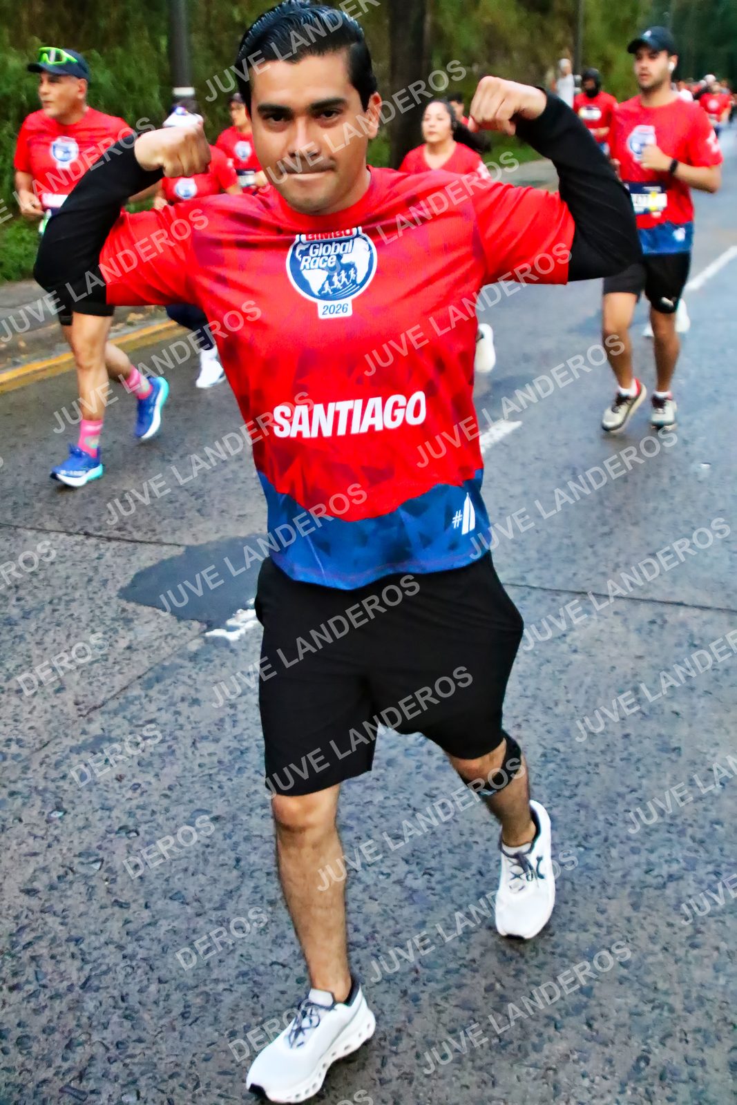 Foto de la CARRERA BIMBO GLOBAL RACE GUADALAJARA en Centro Comercial Andares, Blvd. Puerta de Hierro 4965, Zapopan a las 04:52