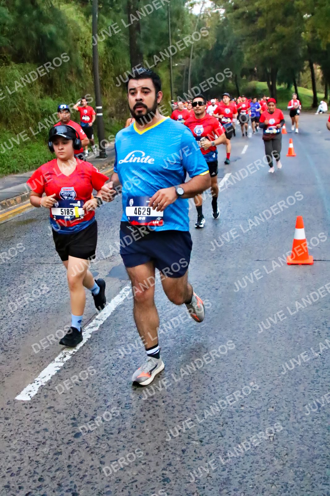 Foto de la CARRERA BIMBO GLOBAL RACE GUADALAJARA en Centro Comercial Andares, Blvd. Puerta de Hierro 4965, Zapopan a las 04:50 · dorsal 4629, 5185