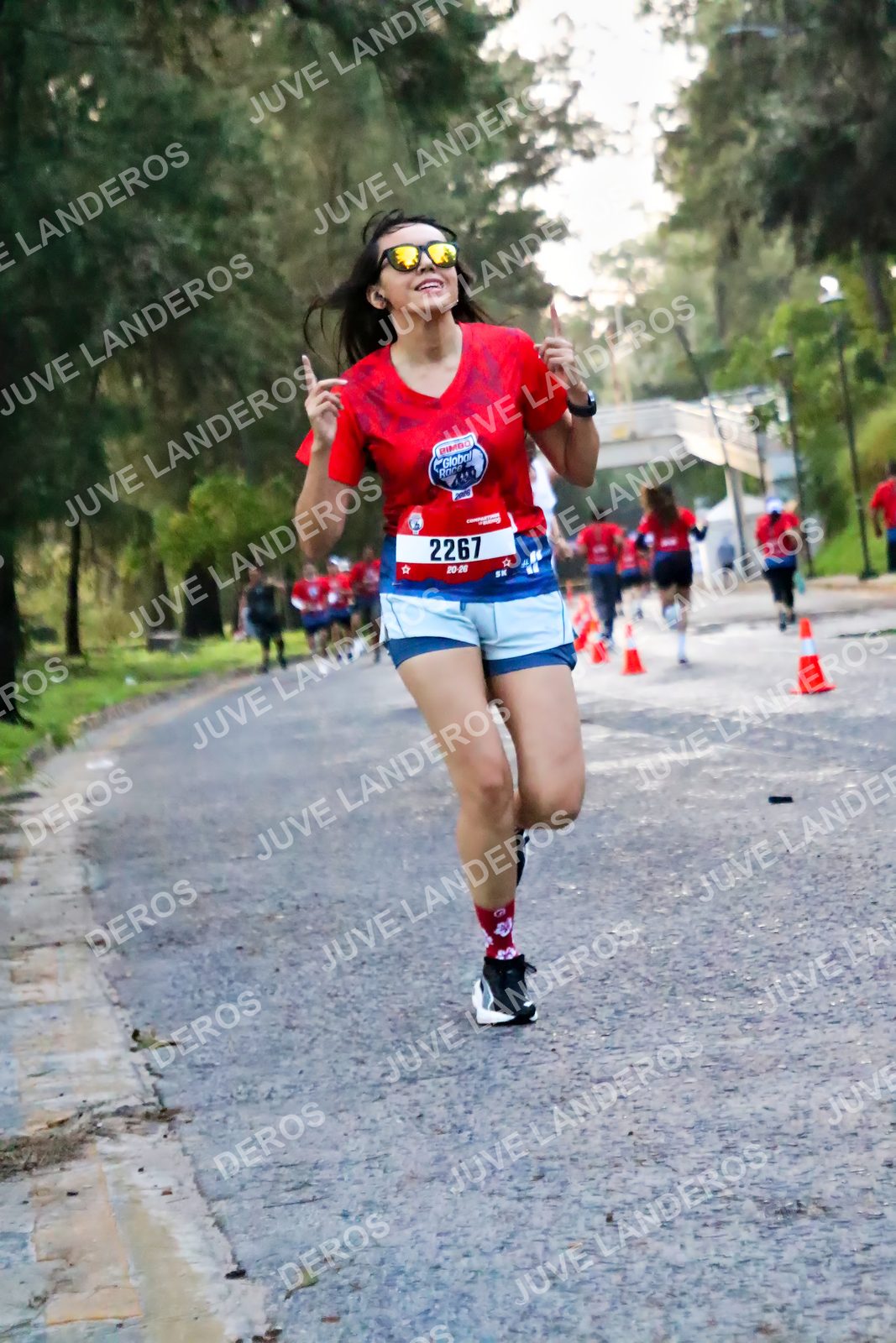Foto de la CARRERA BIMBO GLOBAL RACE GUADALAJARA en Centro Comercial Andares, Blvd. Puerta de Hierro 4965, Zapopan a las 04:56 · dorsal 2267