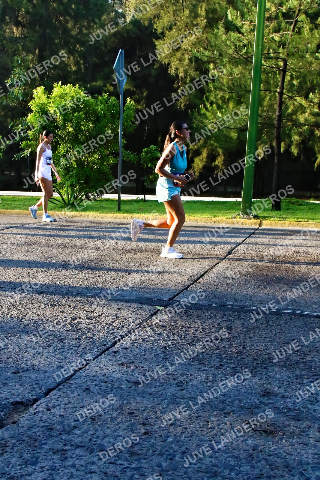 Foto de la CARRERA BIMBO GLOBAL RACE GUADALAJARA en Centro Comercial Andares, Blvd. Puerta de Hierro 4965, Zapopan a las 07:27