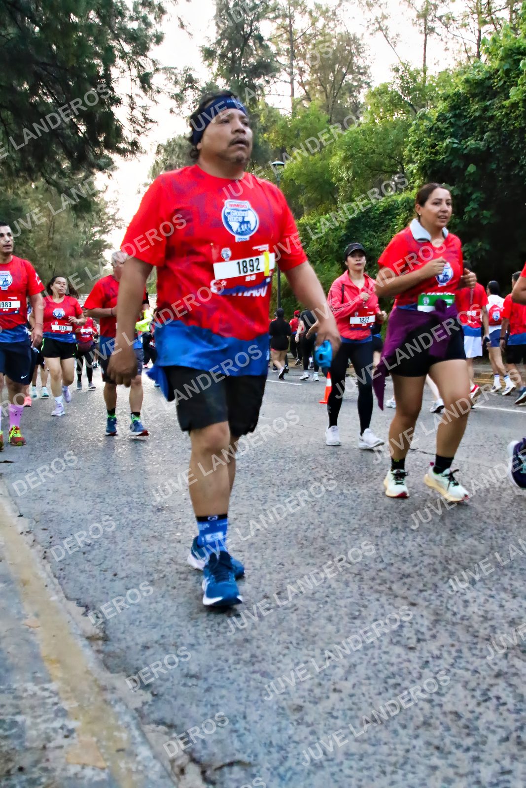 Foto de la CARRERA BIMBO GLOBAL RACE GUADALAJARA en Centro Comercial Andares, Blvd. Puerta de Hierro 4965, Zapopan a las 07:02 · dorsal 1892, 1832