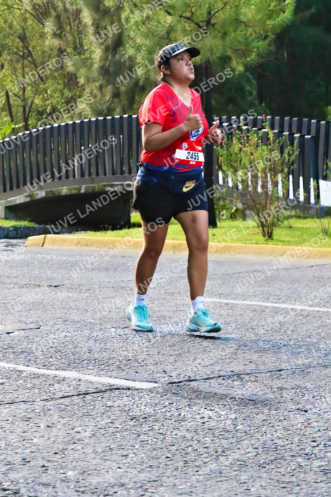 Foto de la CARRERA BIMBO GLOBAL RACE GUADALAJARA en Centro Comercial Andares, Blvd. Puerta de Hierro 4965, Zapopan a las 07:38 · dorsal 2455