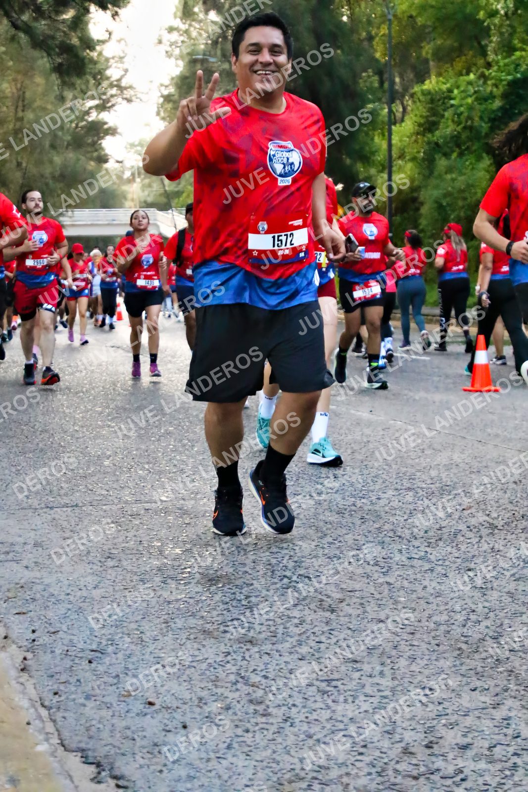 Foto de la CARRERA BIMBO GLOBAL RACE GUADALAJARA en Centro Comercial Andares, Blvd. Puerta de Hierro 4965, Zapopan a las 07:01 · dorsal 1572, 2020, 1534, 2960
