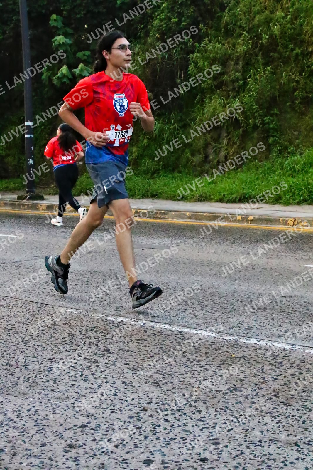Foto de la CARRERA BIMBO GLOBAL RACE GUADALAJARA en Centro Comercial Andares, Blvd. Puerta de Hierro 4965, Zapopan a las 07:10 · dorsal 17630