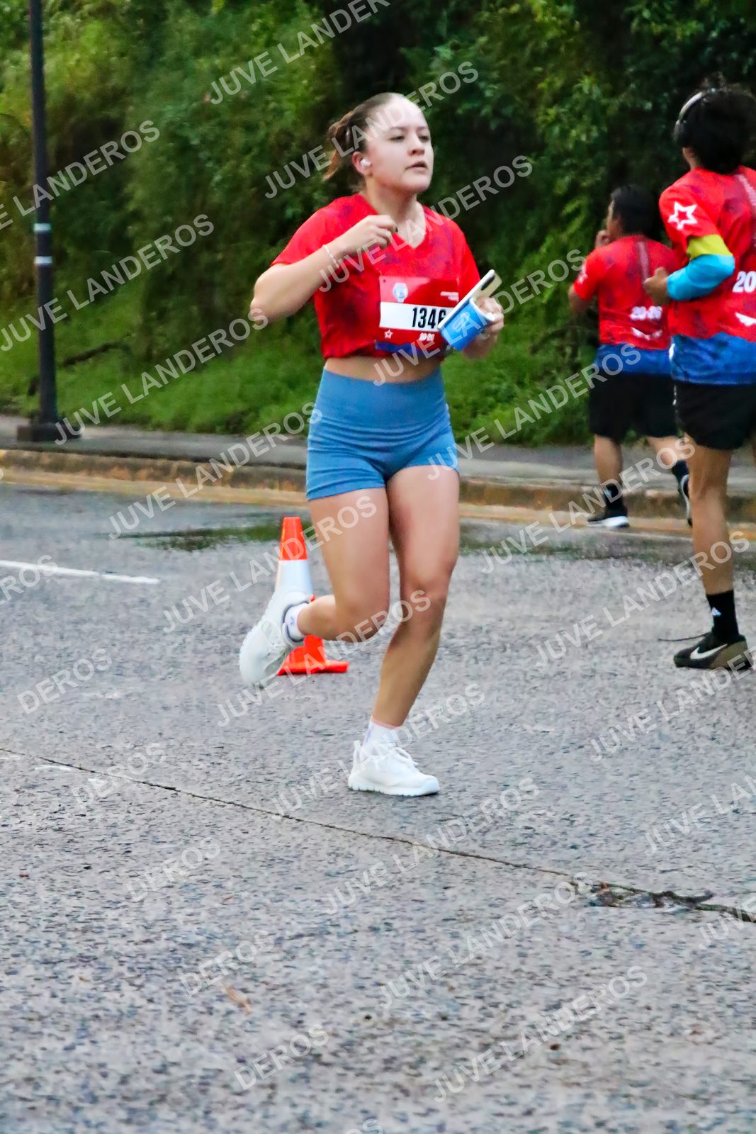 Foto de la CARRERA BIMBO GLOBAL RACE GUADALAJARA en Centro Comercial Andares, Blvd. Puerta de Hierro 4965, Zapopan a las 04:57 · dorsal 20, 1346