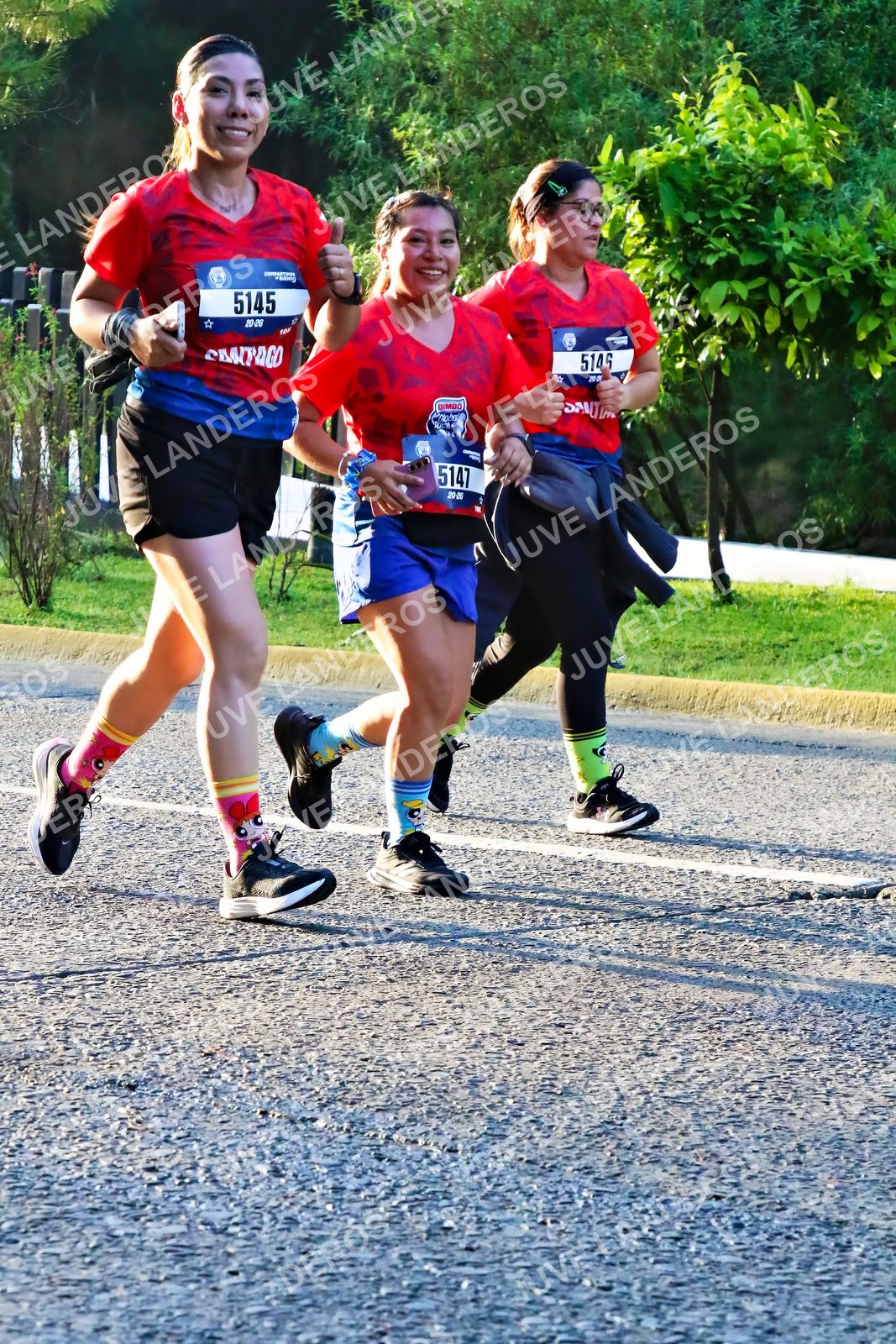 Foto de la CARRERA BIMBO GLOBAL RACE GUADALAJARA en Centro Comercial Andares, Blvd. Puerta de Hierro 4965, Zapopan a las 07:33 · dorsal 5145, 5147, 5146