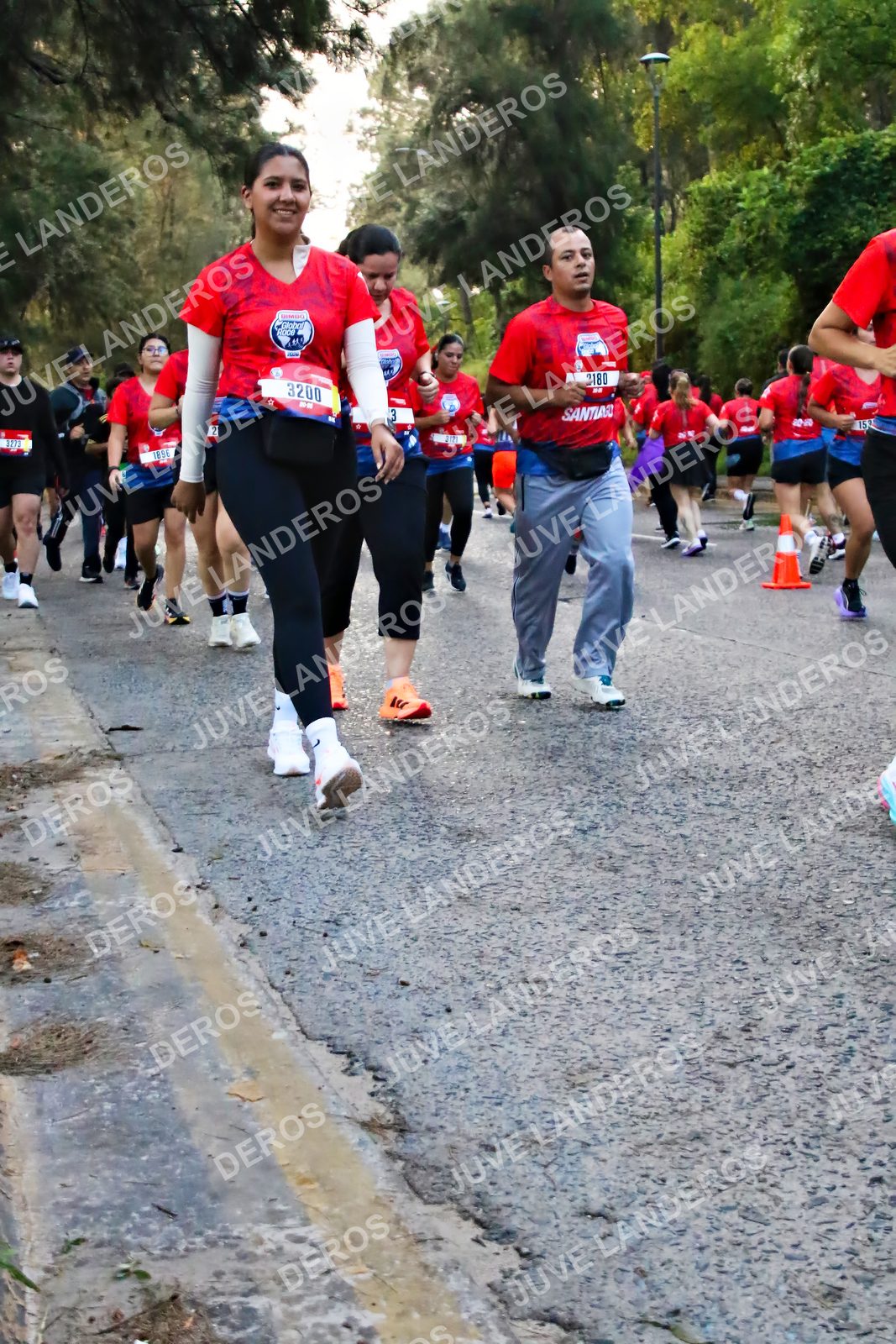 Foto de la CARRERA BIMBO GLOBAL RACE GUADALAJARA en Centro Comercial Andares, Blvd. Puerta de Hierro 4965, Zapopan a las 07:00 · dorsal 3200, 2180