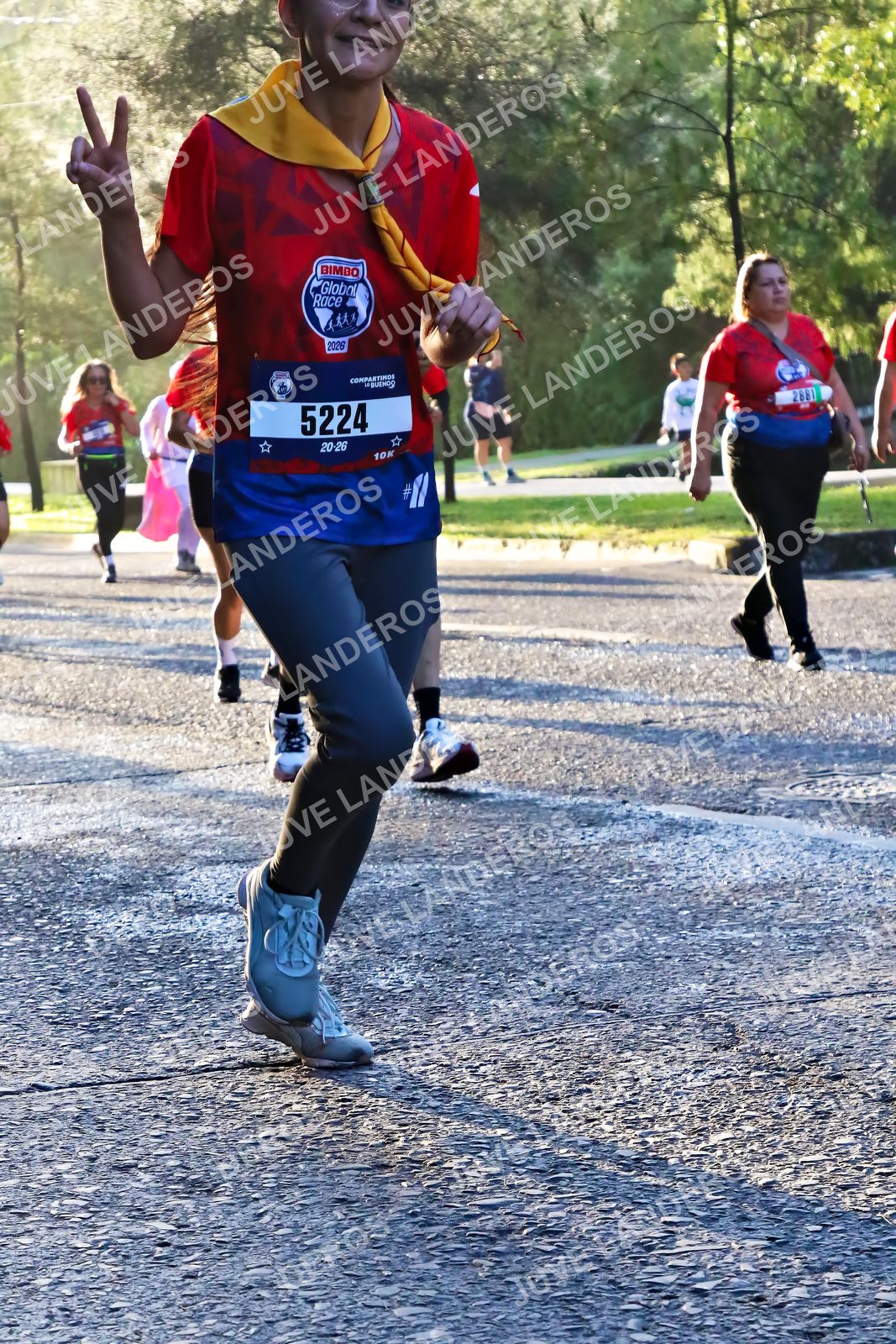 Foto de la CARRERA BIMBO GLOBAL RACE GUADALAJARA en Centro Comercial Andares, Blvd. Puerta de Hierro 4965, Zapopan a las 07:25 · dorsal 5224