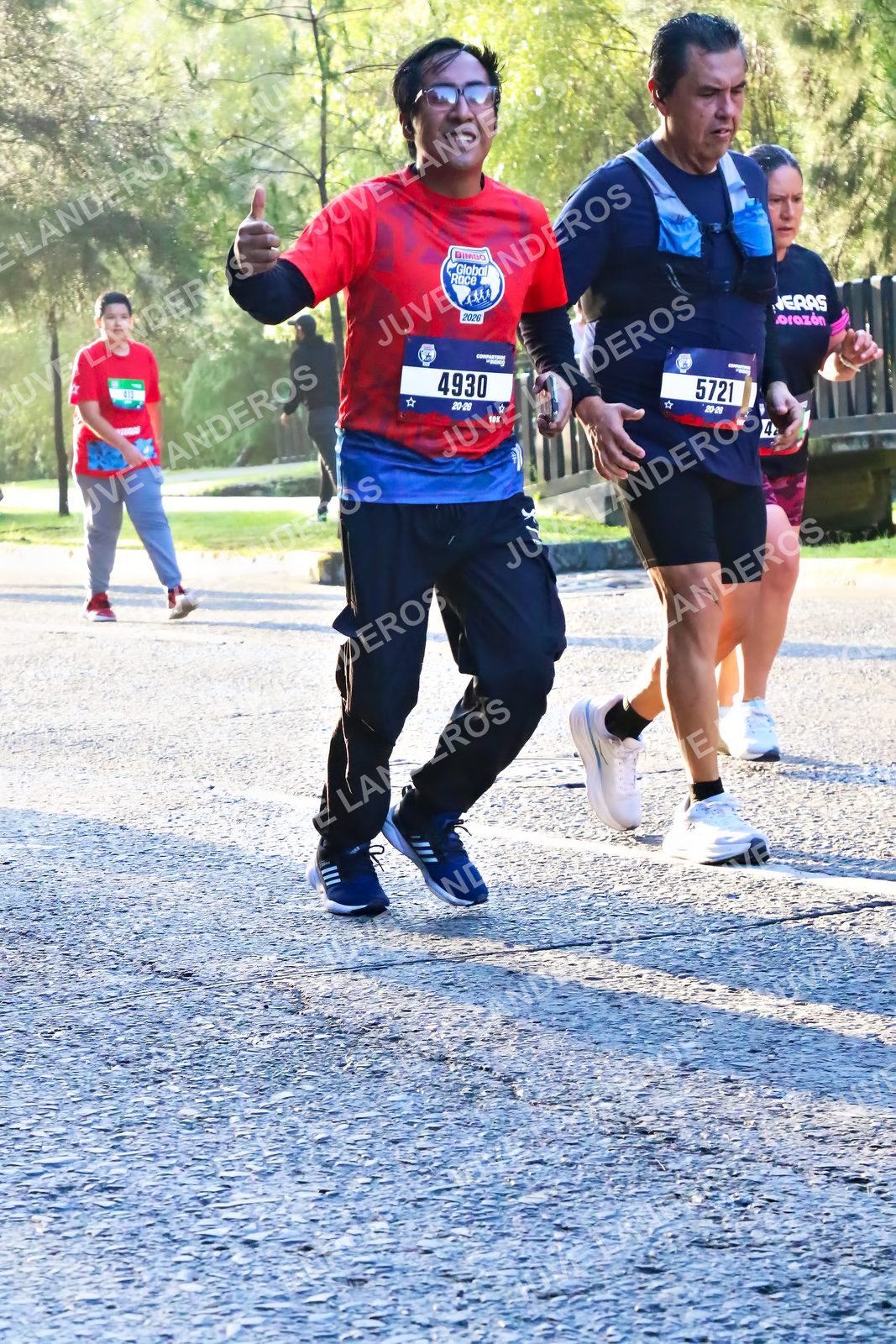 Foto de la CARRERA BIMBO GLOBAL RACE GUADALAJARA en Centro Comercial Andares, Blvd. Puerta de Hierro 4965, Zapopan a las 07:32 · dorsal 4930, 5721