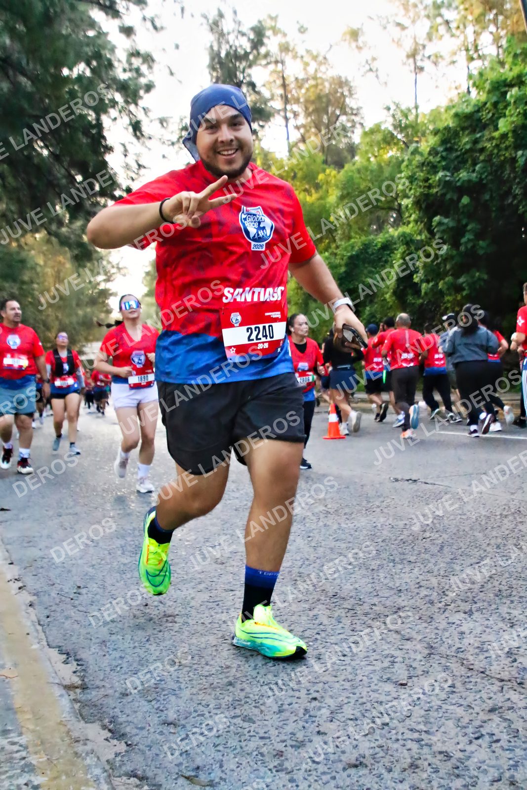 Foto de la CARRERA BIMBO GLOBAL RACE GUADALAJARA en Centro Comercial Andares, Blvd. Puerta de Hierro 4965, Zapopan a las 06:57 · dorsal 2240