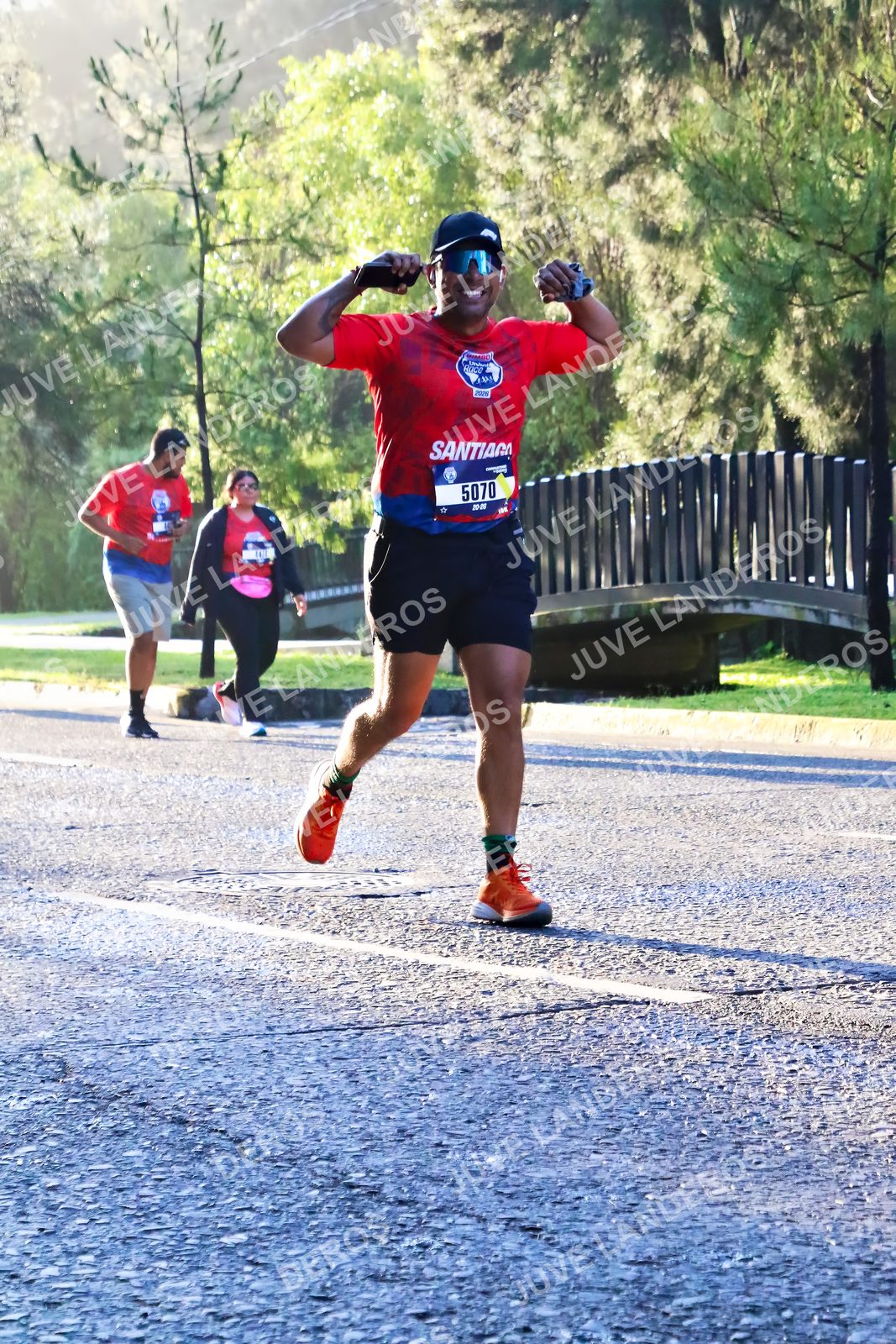 Foto de la CARRERA BIMBO GLOBAL RACE GUADALAJARA en Centro Comercial Andares, Blvd. Puerta de Hierro 4965, Zapopan a las 07:28 · dorsal 5070
