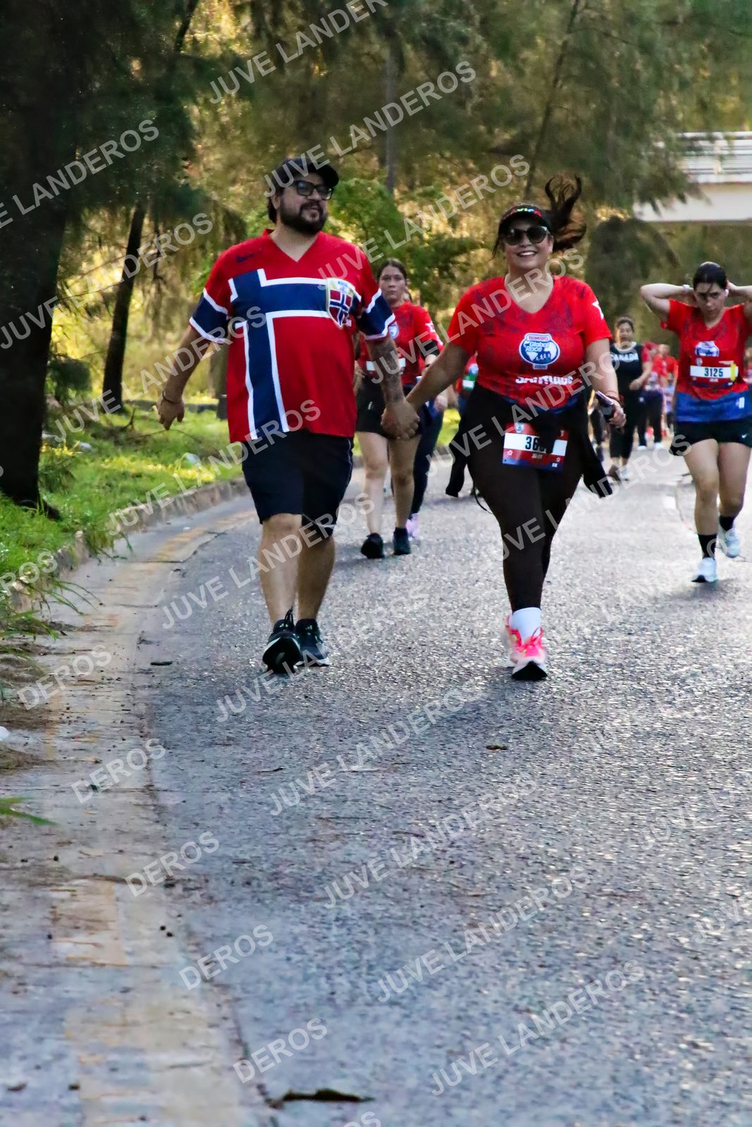 Foto de la CARRERA BIMBO GLOBAL RACE GUADALAJARA en Centro Comercial Andares, Blvd. Puerta de Hierro 4965, Zapopan a las 07:09 · dorsal 3125, 36