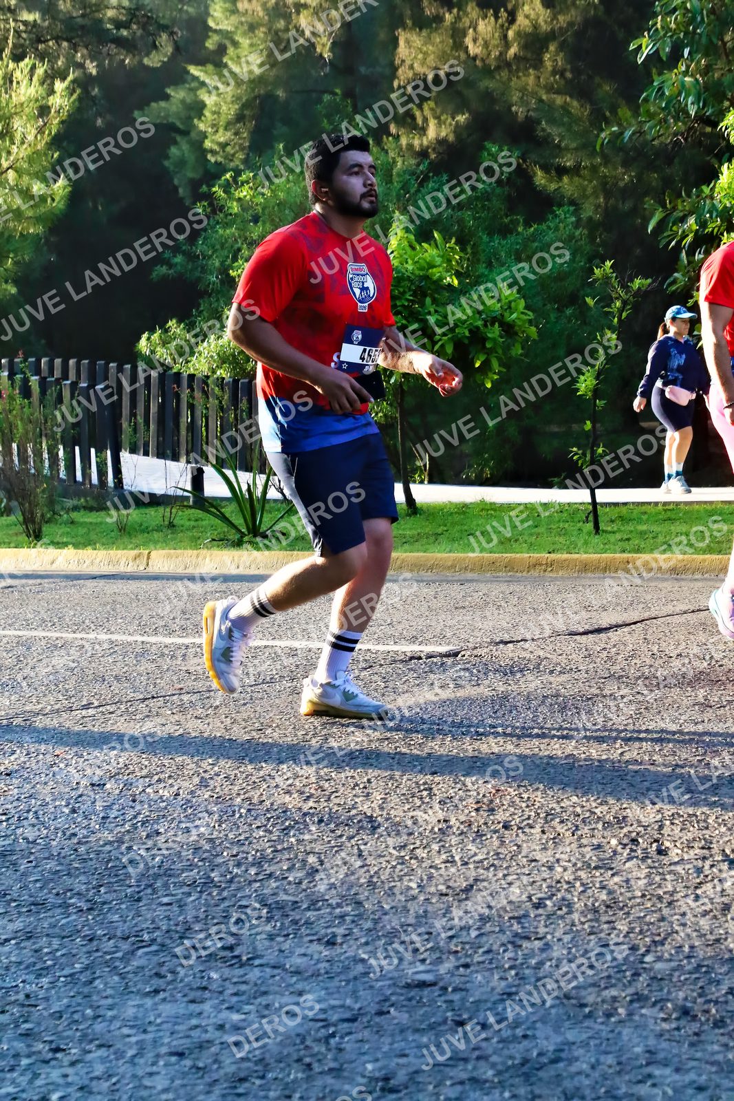 Foto de la CARRERA BIMBO GLOBAL RACE GUADALAJARA en Centro Comercial Andares, Blvd. Puerta de Hierro 4965, Zapopan a las 07:25 · dorsal 465