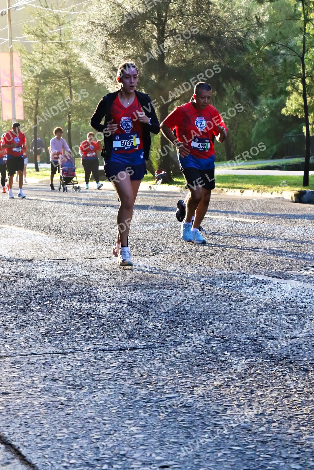 Foto de la CARRERA BIMBO GLOBAL RACE GUADALAJARA en Centro Comercial Andares, Blvd. Puerta de Hierro 4965, Zapopan a las 07:23 · dorsal 5036, 4150
