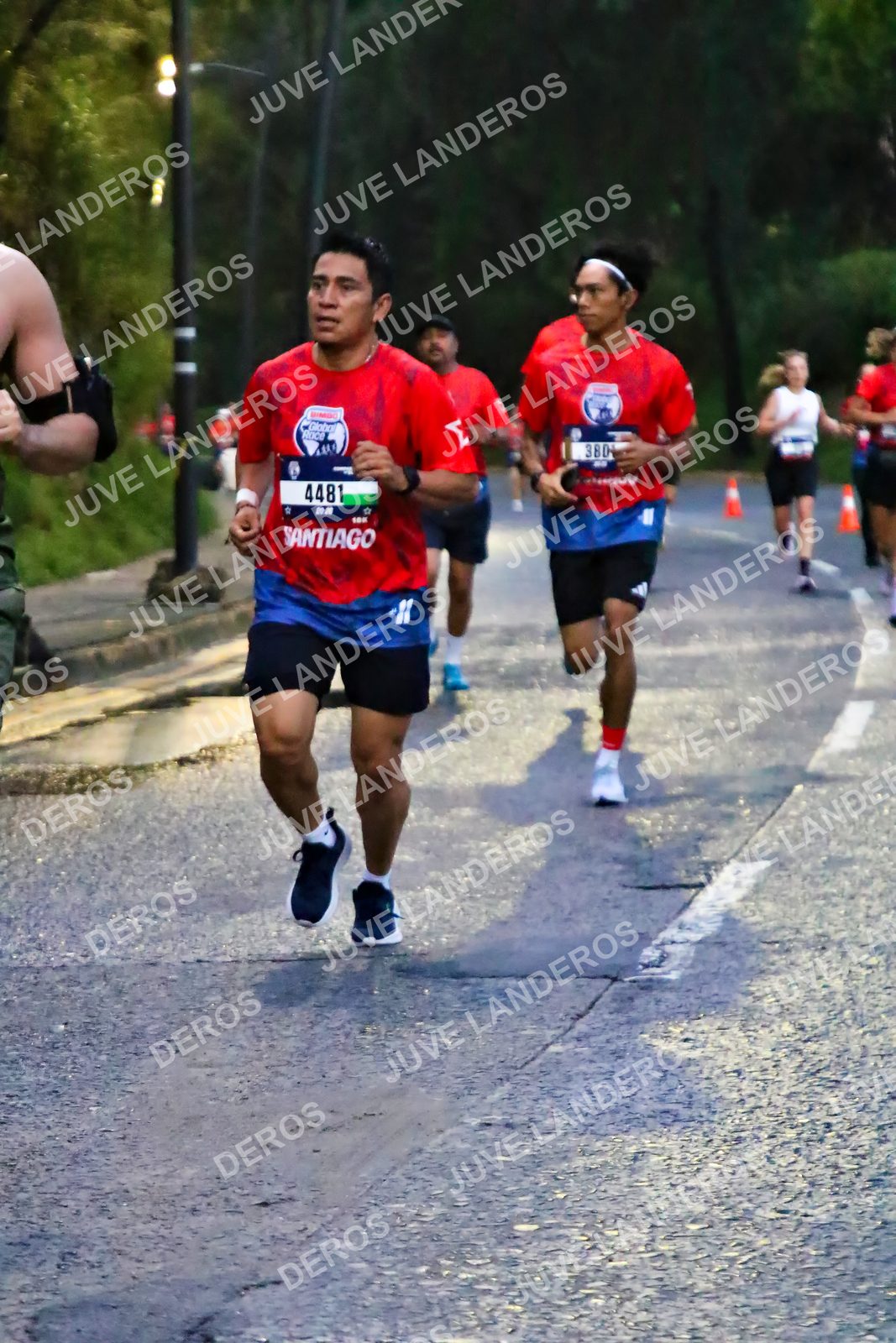 Foto de la CARRERA BIMBO GLOBAL RACE GUADALAJARA en Centro Comercial Andares, Blvd. Puerta de Hierro 4965, Zapopan a las 06:37 · dorsal 4481, 100