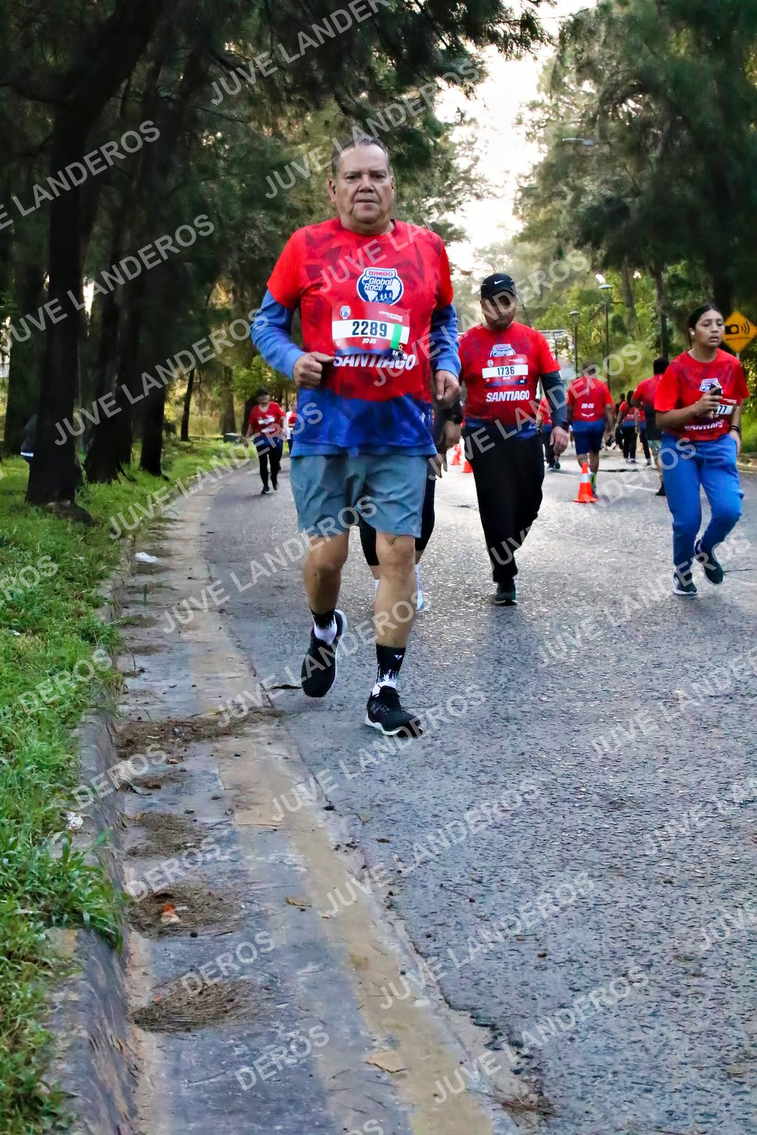 Foto de la CARRERA BIMBO GLOBAL RACE GUADALAJARA en Centro Comercial Andares, Blvd. Puerta de Hierro 4965, Zapopan a las 07:06 · dorsal 2289, 1736