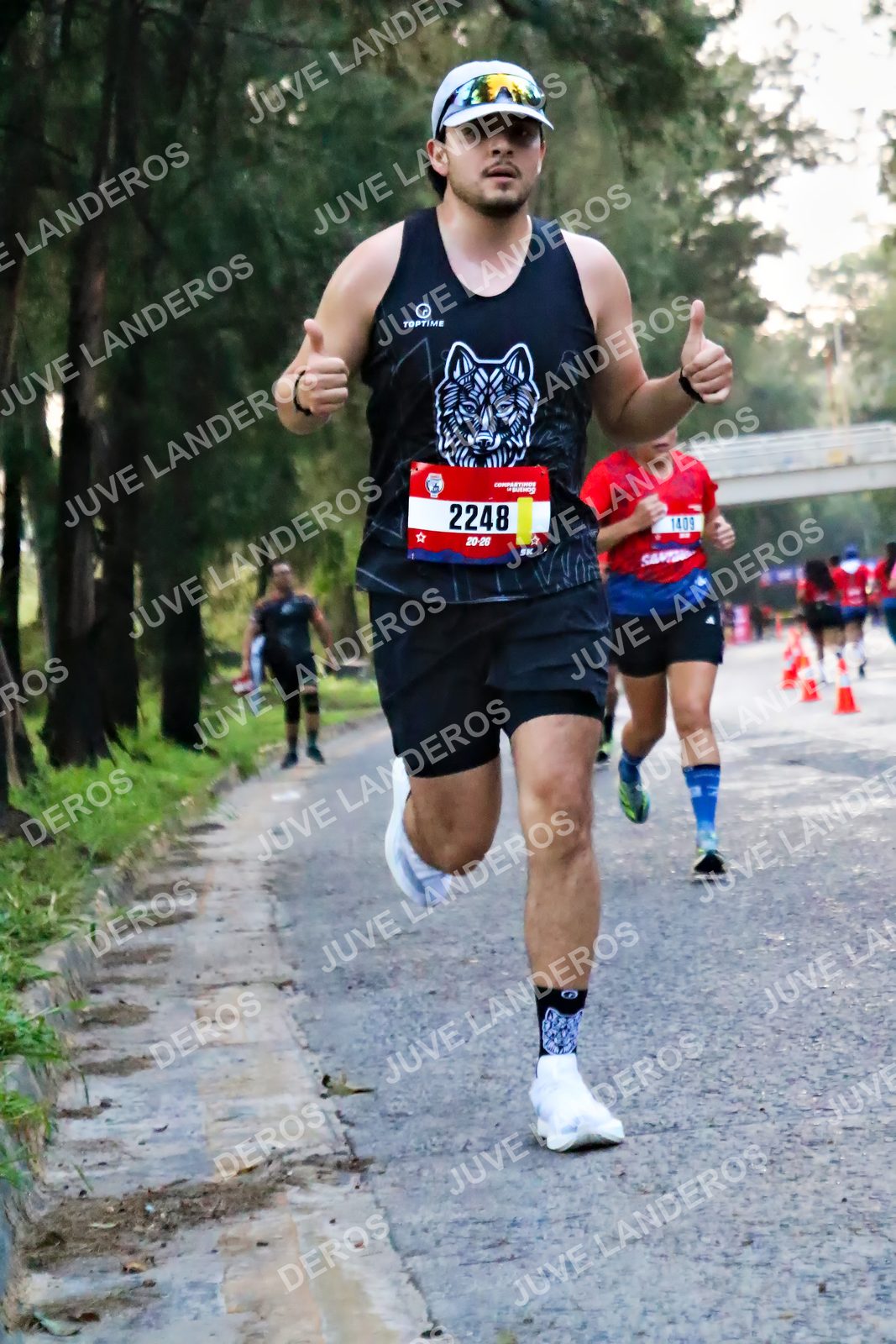 Foto de la CARRERA BIMBO GLOBAL RACE GUADALAJARA en Centro Comercial Andares, Blvd. Puerta de Hierro 4965, Zapopan a las 04:56 · dorsal 2248, 1409