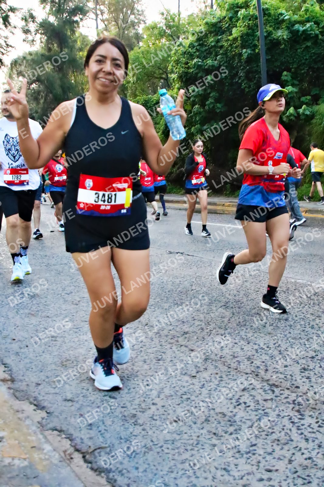 Foto de la CARRERA BIMBO GLOBAL RACE GUADALAJARA en Centro Comercial Andares, Blvd. Puerta de Hierro 4965, Zapopan a las 07:00 · dorsal 1782, 3481