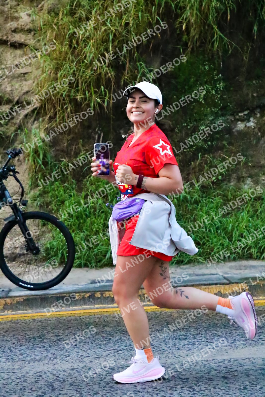 Foto de la CARRERA BIMBO GLOBAL RACE GUADALAJARA en Centro Comercial Andares, Blvd. Puerta de Hierro 4965, Zapopan a las 07:09
