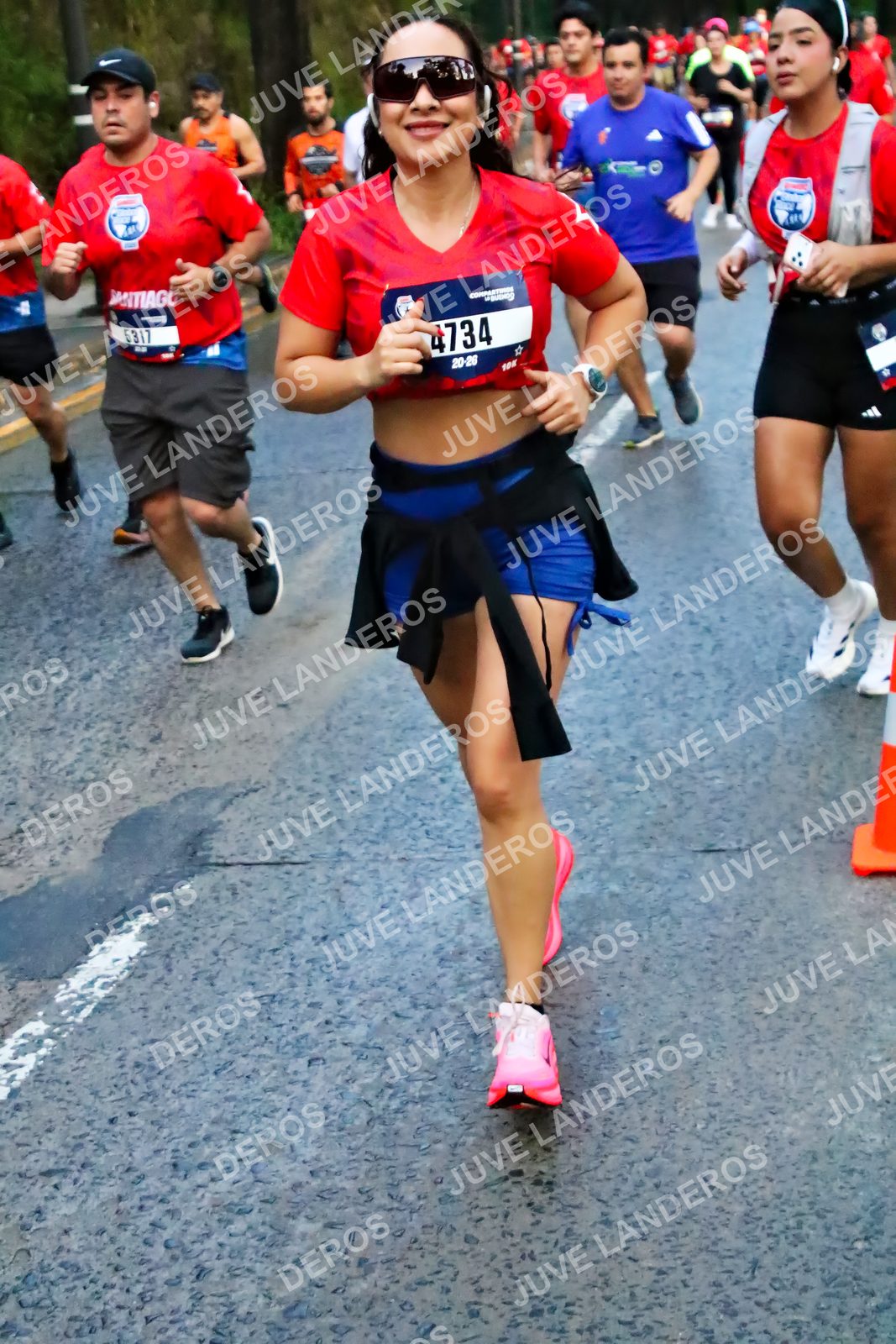 Foto de la CARRERA BIMBO GLOBAL RACE GUADALAJARA en Centro Comercial Andares, Blvd. Puerta de Hierro 4965, Zapopan a las 04:50 · dorsal 5317, 4734