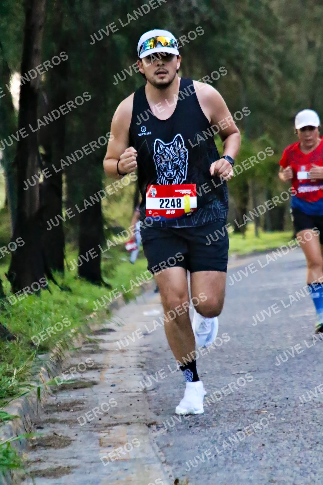 Foto de la CARRERA BIMBO GLOBAL RACE GUADALAJARA en Centro Comercial Andares, Blvd. Puerta de Hierro 4965, Zapopan a las 04:56 · dorsal 2248