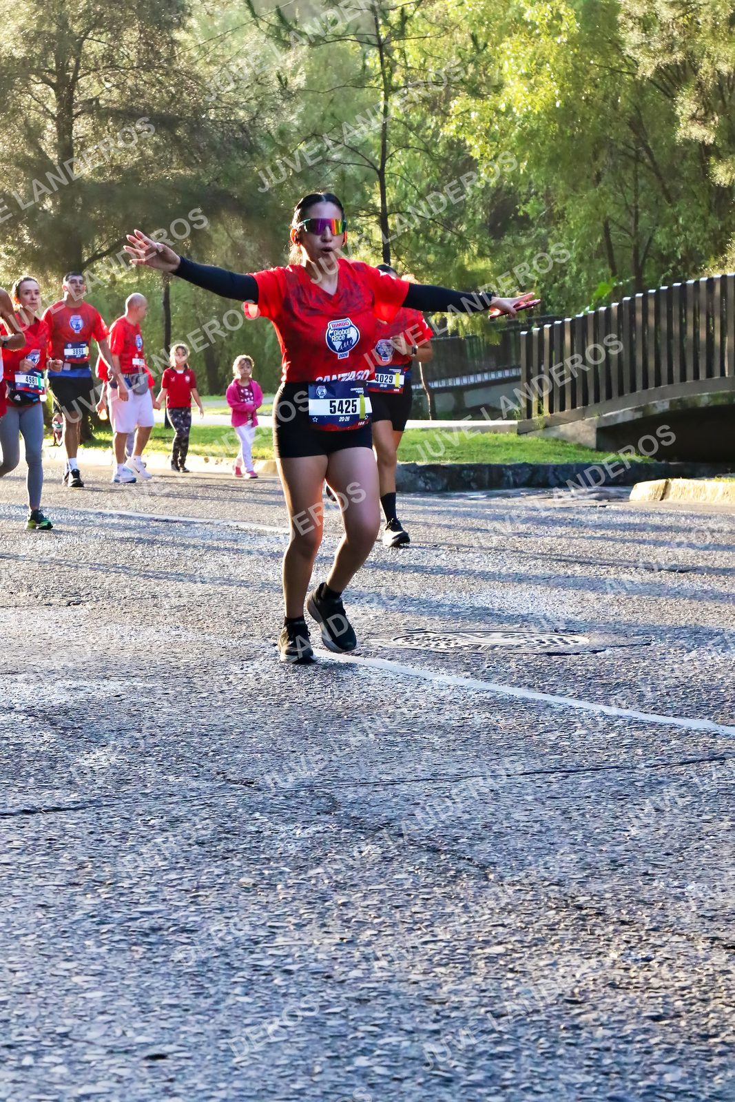 Foto de la CARRERA BIMBO GLOBAL RACE GUADALAJARA en Centro Comercial Andares, Blvd. Puerta de Hierro 4965, Zapopan a las 07:22 · dorsal 5425, 4029