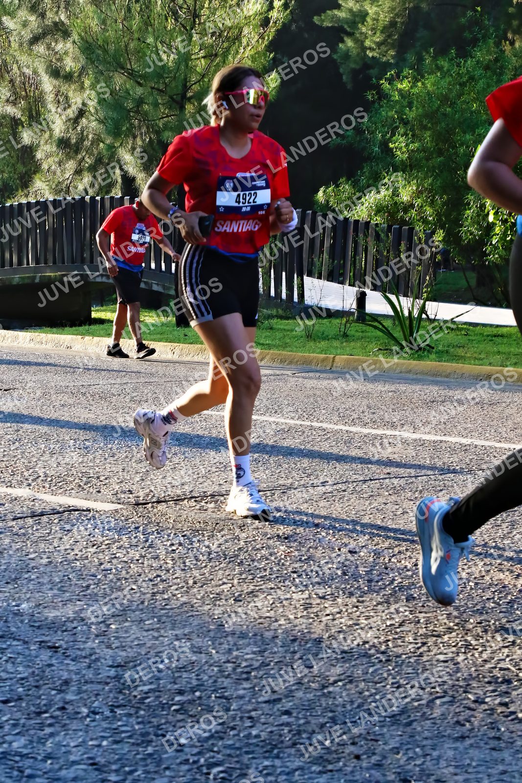 Foto de la CARRERA BIMBO GLOBAL RACE GUADALAJARA en Centro Comercial Andares, Blvd. Puerta de Hierro 4965, Zapopan a las 07:29 · dorsal 4922
