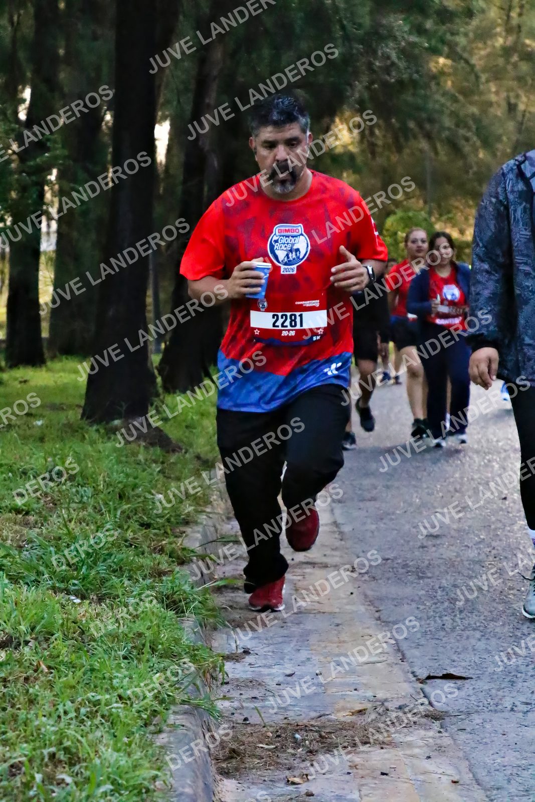 Foto de la CARRERA BIMBO GLOBAL RACE GUADALAJARA en Centro Comercial Andares, Blvd. Puerta de Hierro 4965, Zapopan a las 07:07 · dorsal 2281