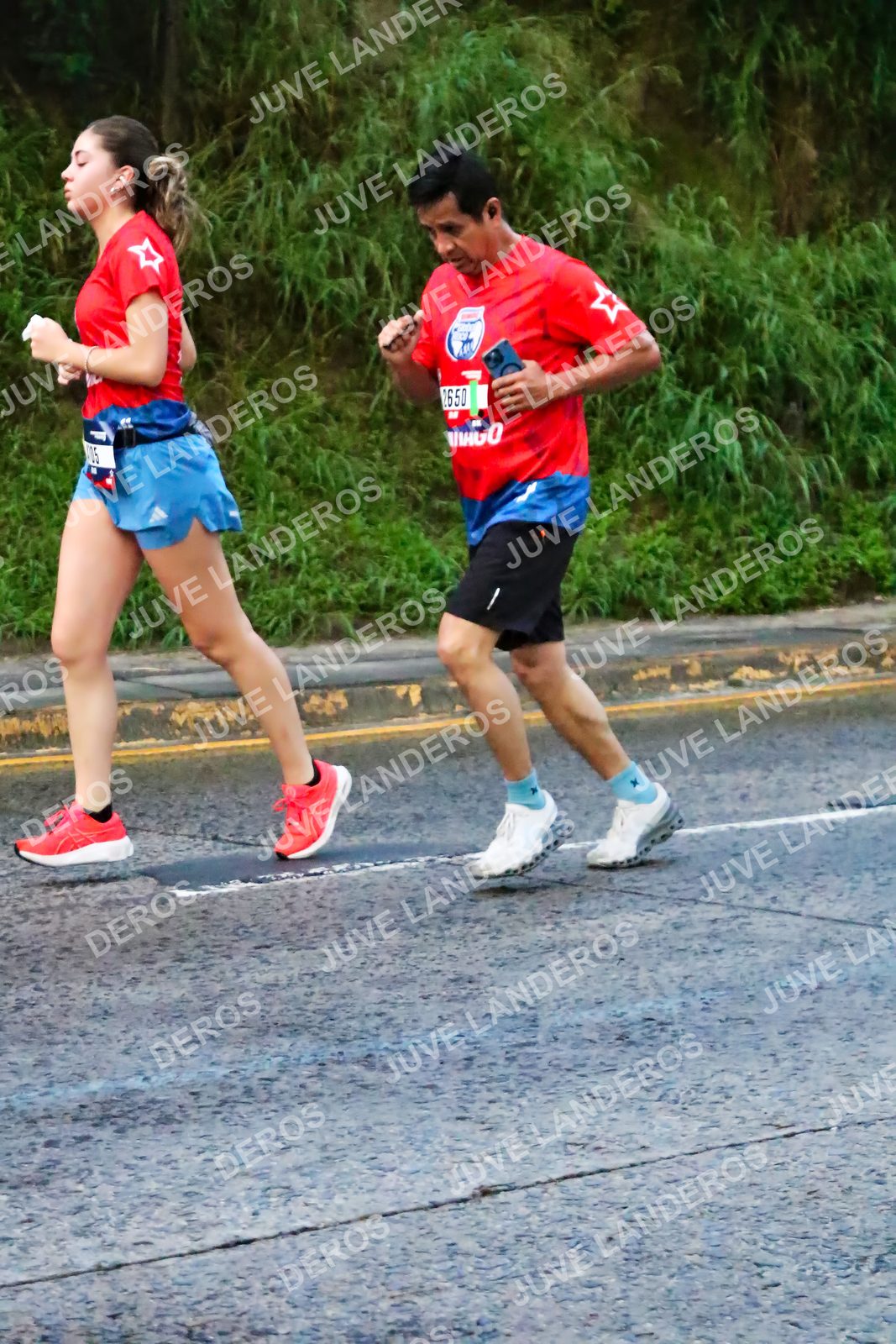 Foto de la CARRERA BIMBO GLOBAL RACE GUADALAJARA en Centro Comercial Andares, Blvd. Puerta de Hierro 4965, Zapopan a las 04:55 · dorsal 2650